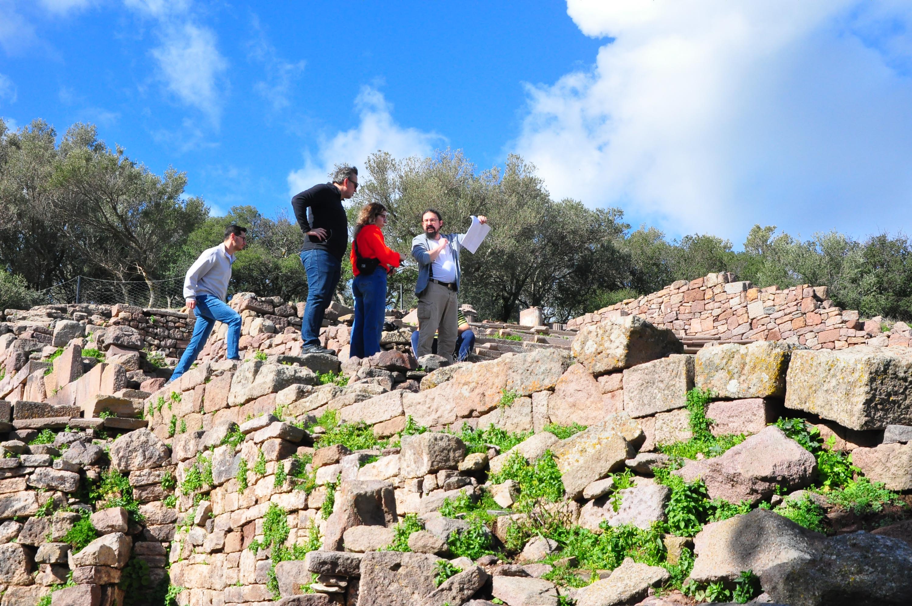 M A N I S A D A 2 B I N 200 Y I L L I K H A L K M E C L I S I 1165275 346159