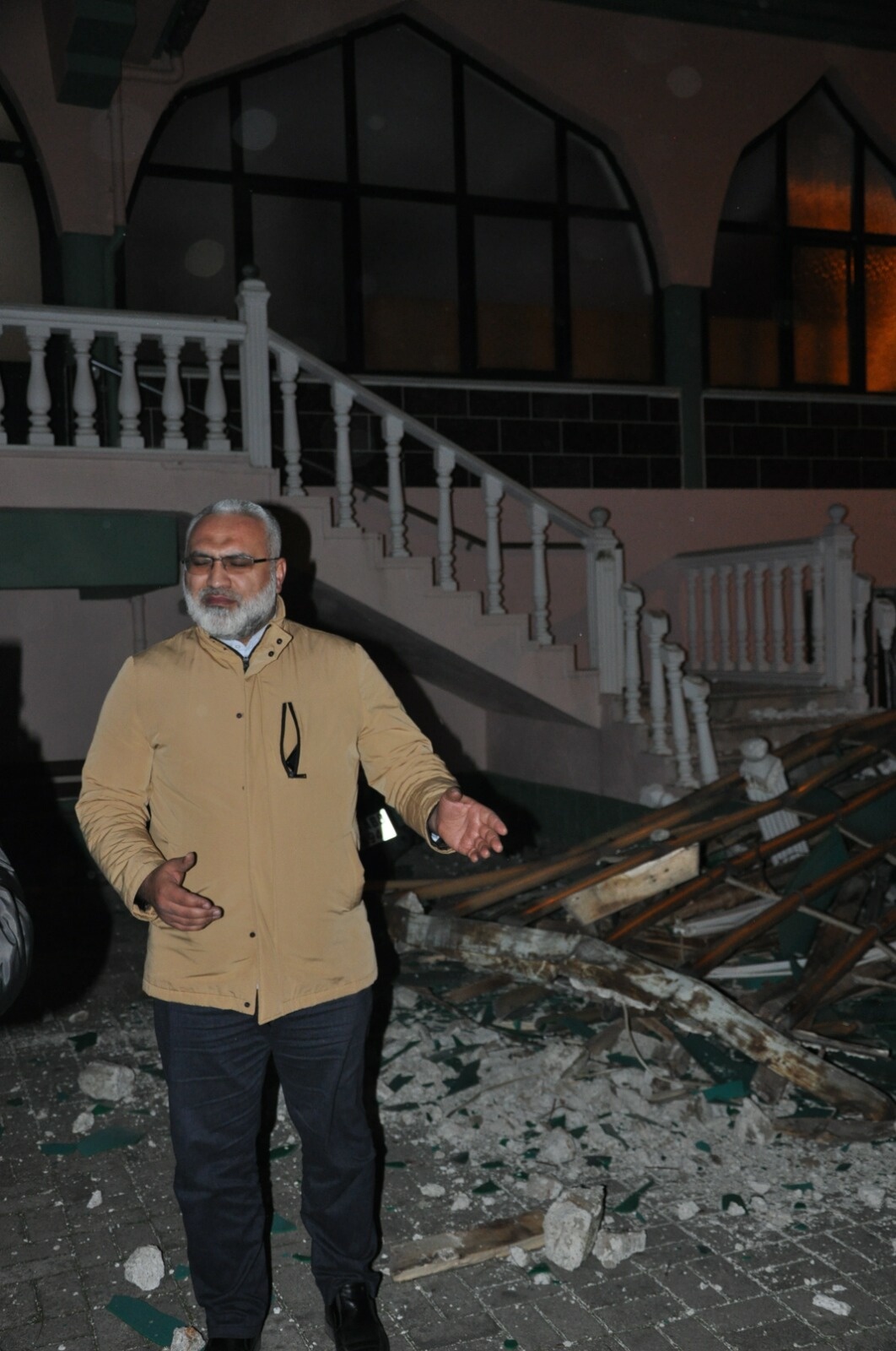 M A N I S A’ D A S I D D E T L I R U Z G A R M I N A R E N I N K U L 1169905 347489