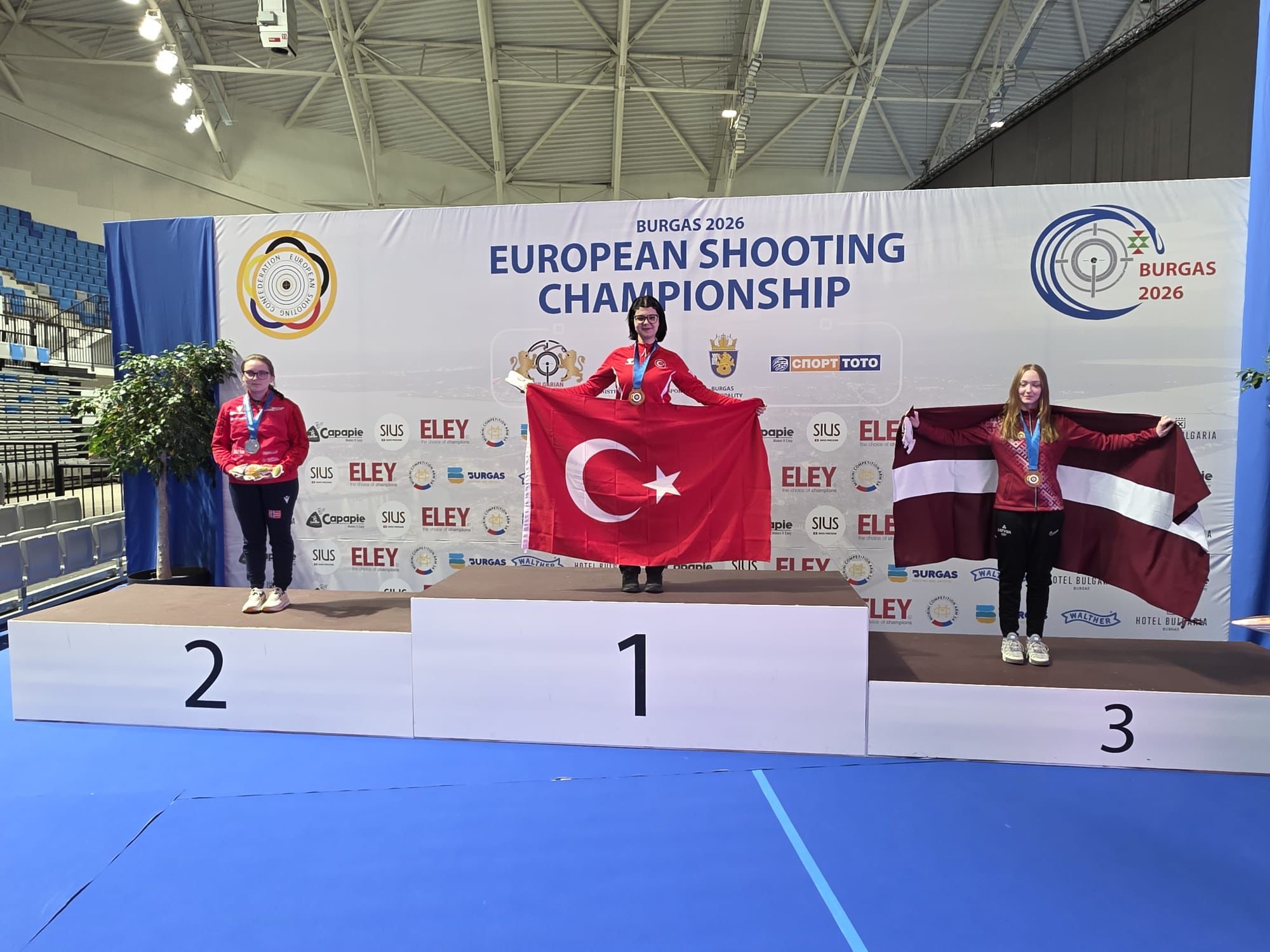 Mardin’in Rekortmen Kızı Elif Avrupa Şampiyonu Oldu