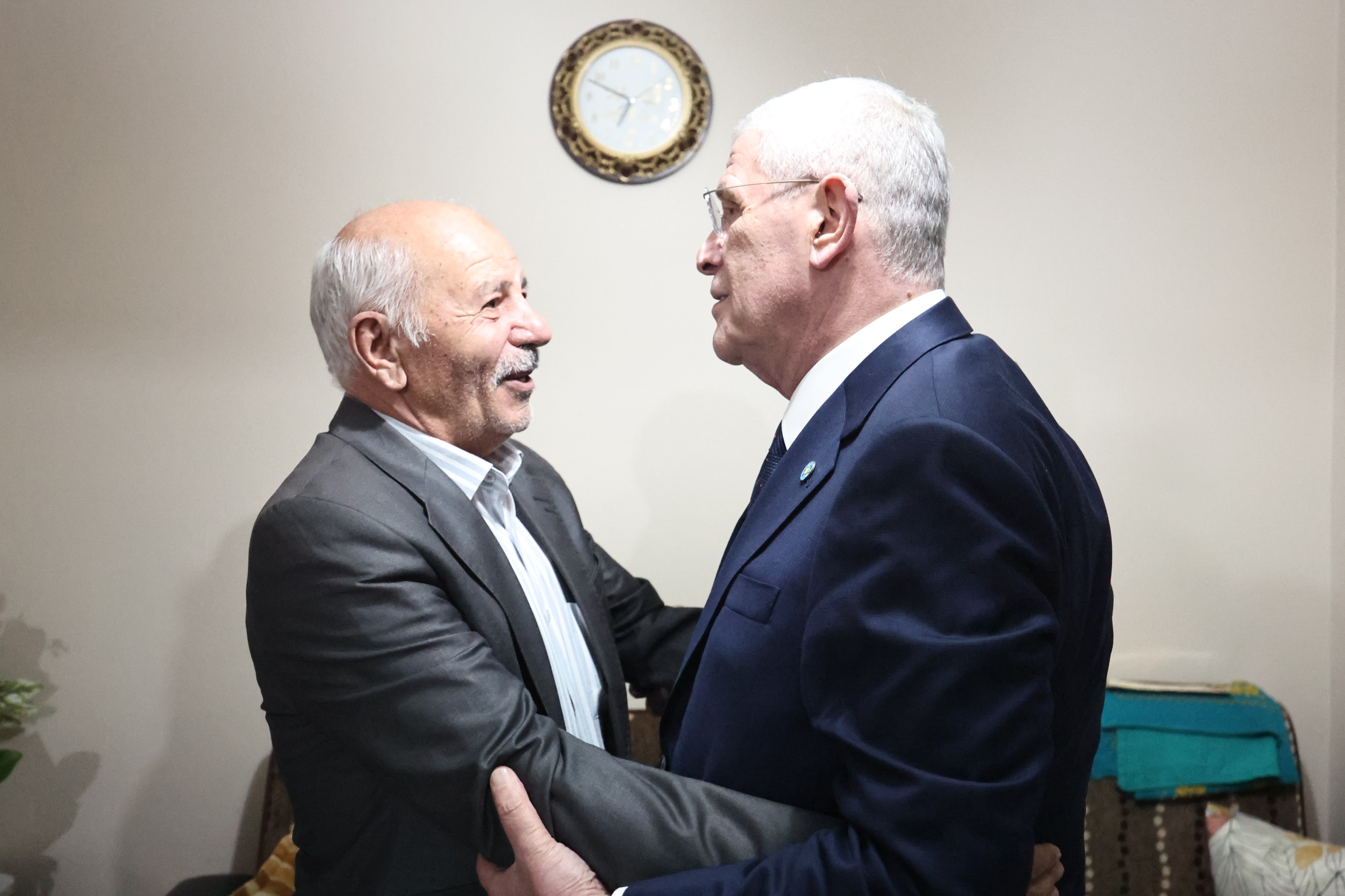 M U S A V A T D E R V I S O G L U S E H I T U Z M A N C A V U S D O 1177331 349723