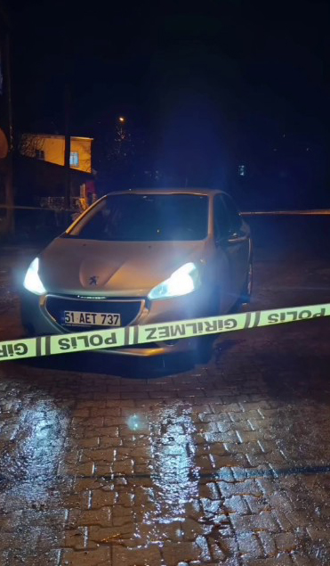 N I G D E’ D E T R A F I K T E C I K A N S I L A H L I K A V G A D A 1157927 343796