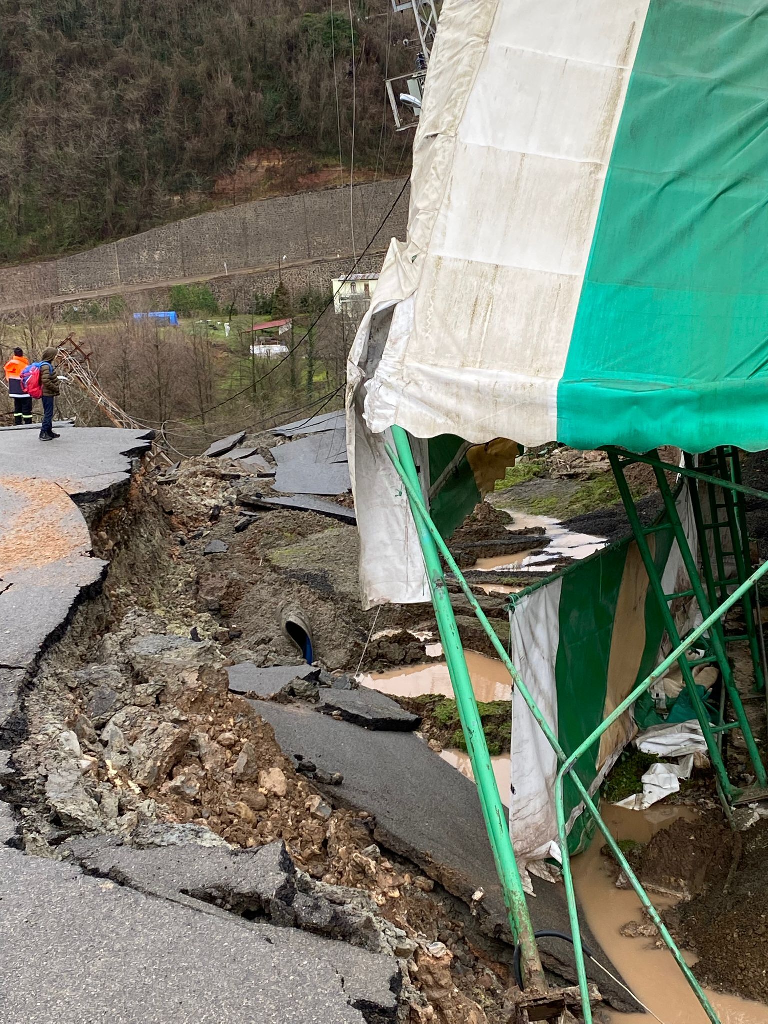 O R D U’ D A H E Y E L A N 2 E V V E 1 S P O R T E S I S I Y 1190360 353711