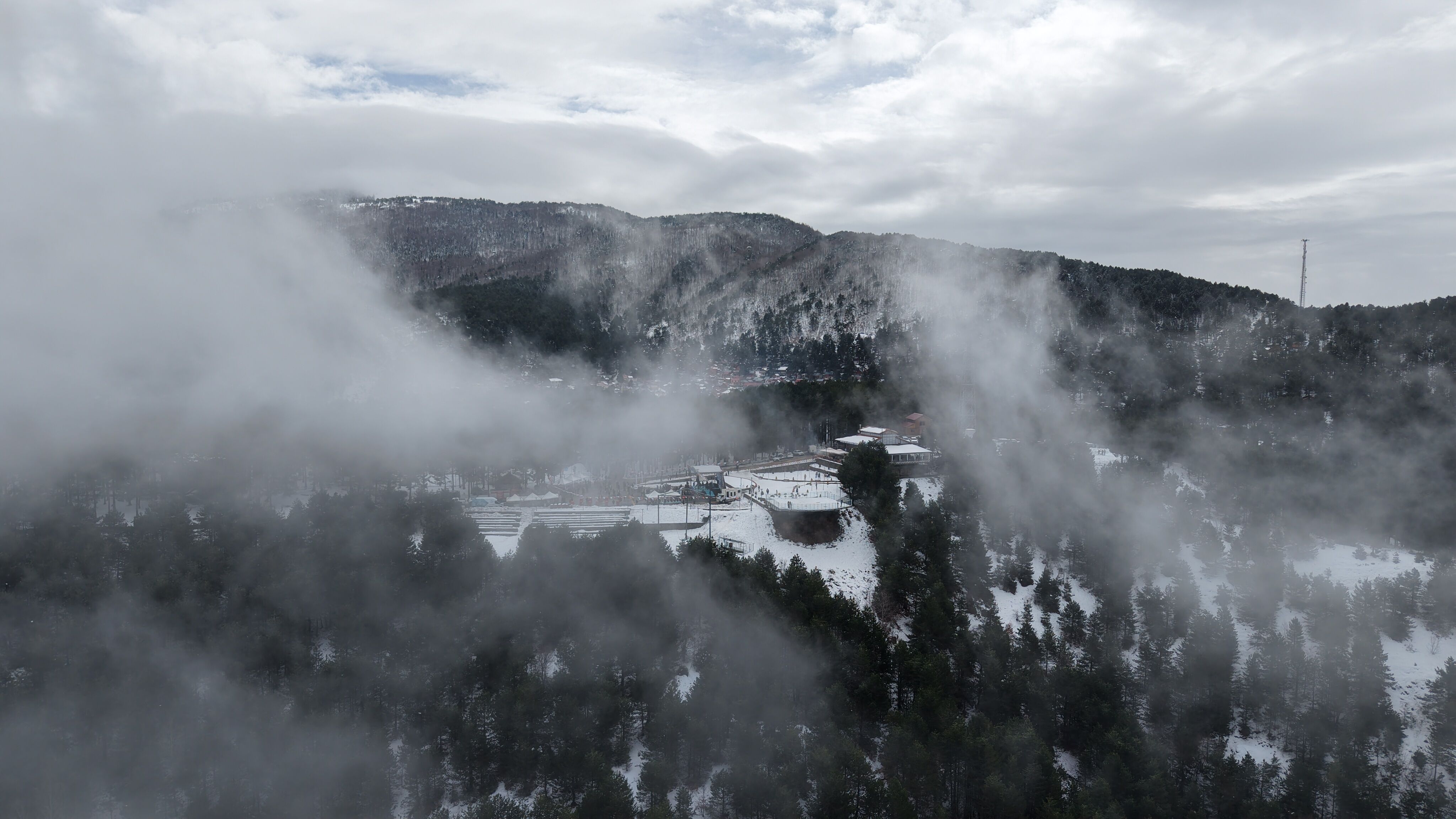 O S M A N I Y E’ D E E S S I Z K A R M A N Z A R A S I D R O N K A M 1135539 337107