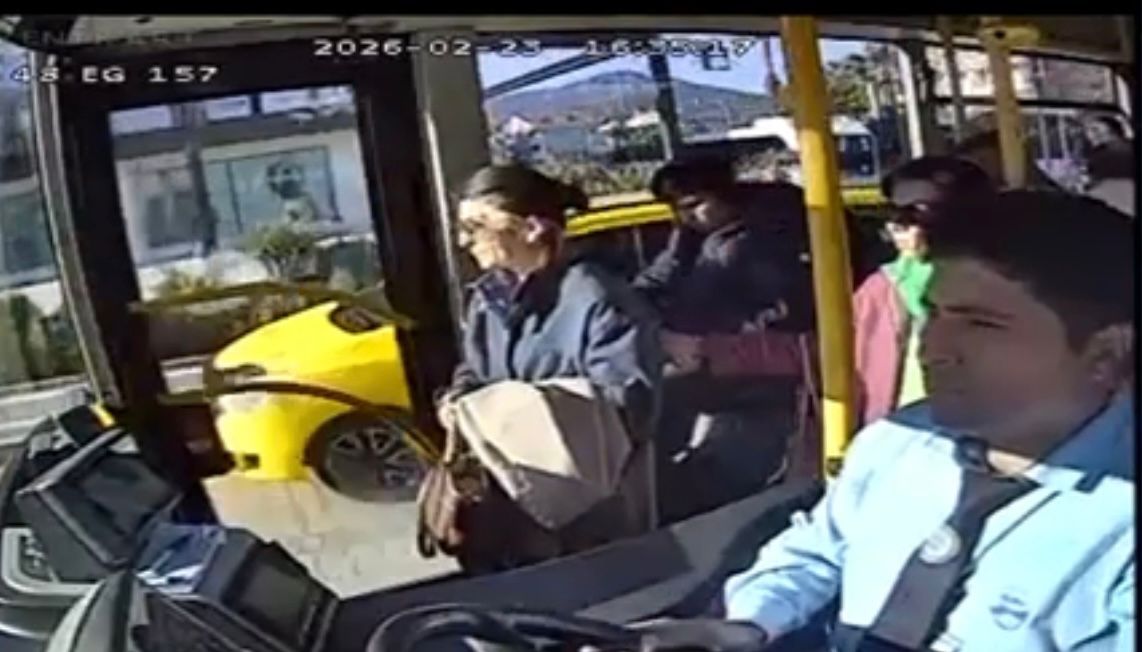 O T O B U S T E F E N A L A S A N Y O L C U Y U S O F O R H A S T A N 1182864 351357