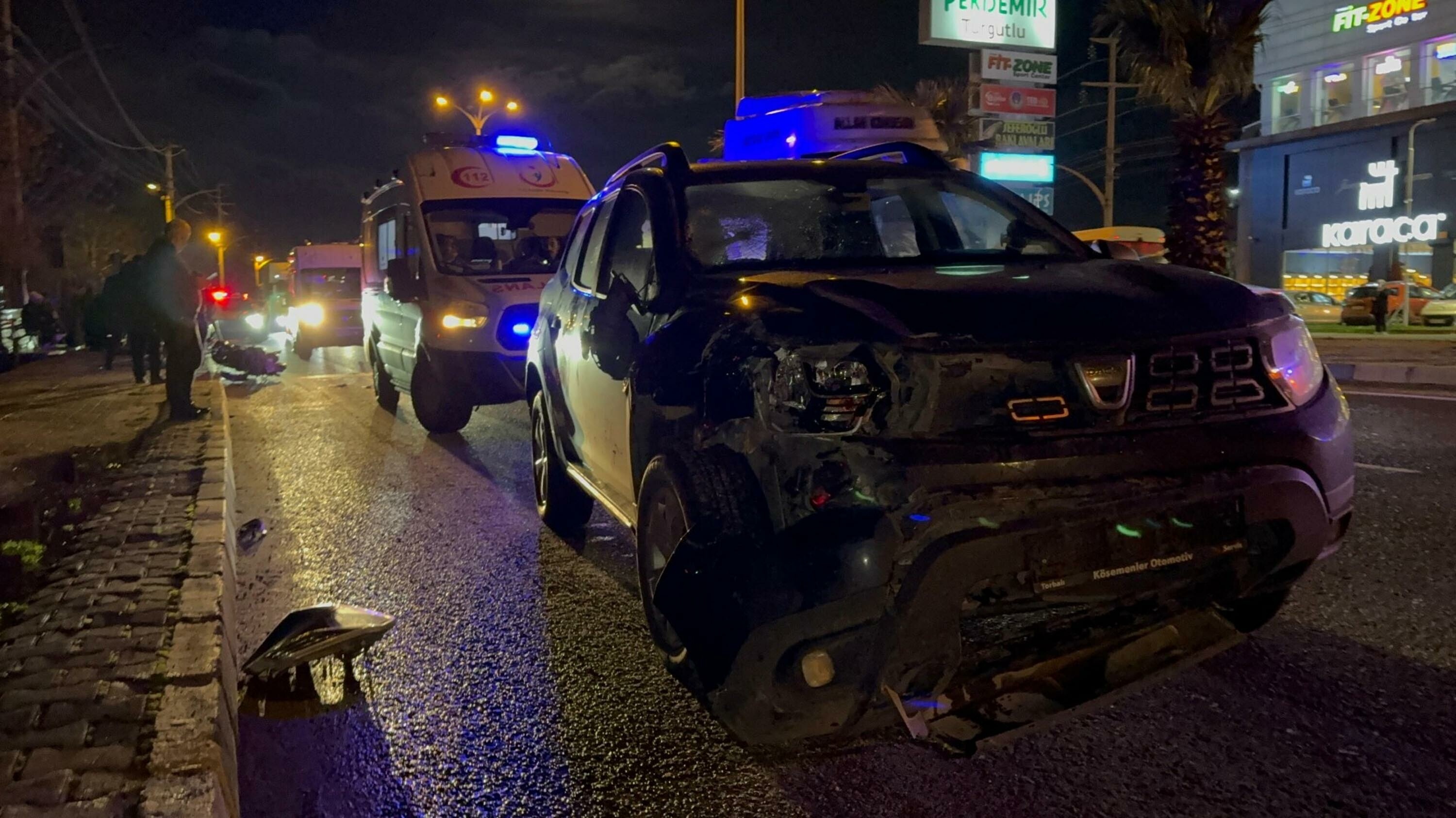 Motosikletle Otomobil Çarpıştı; Bir Kardeş Öldü, Diğeri Ağır Yaralı