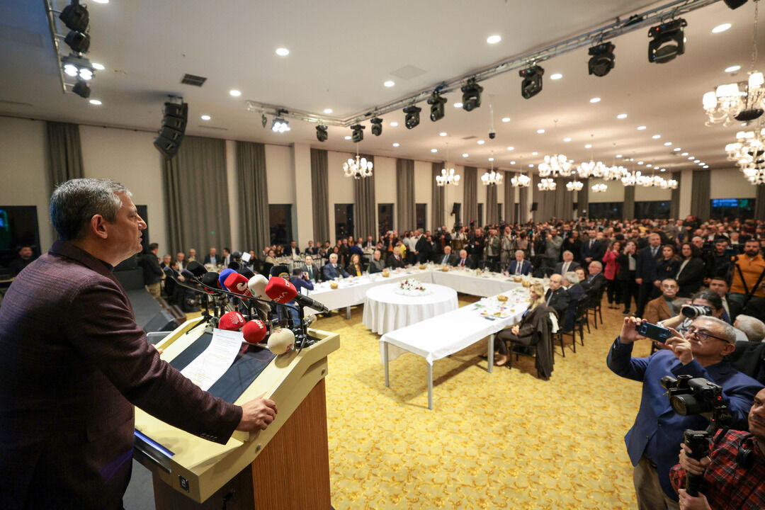 Ozgur Ozel Biz Turkiye’yiz Ve Turkiye’y 1187780 352944 (1)