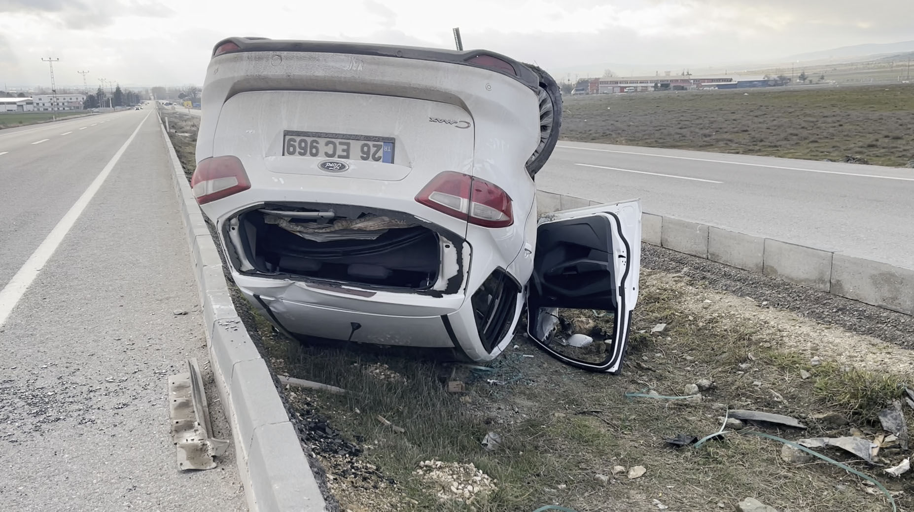 R E F U J E C A R P A N O T O M O B I L T A K L A A T T I 5 Y A 1189887 353559