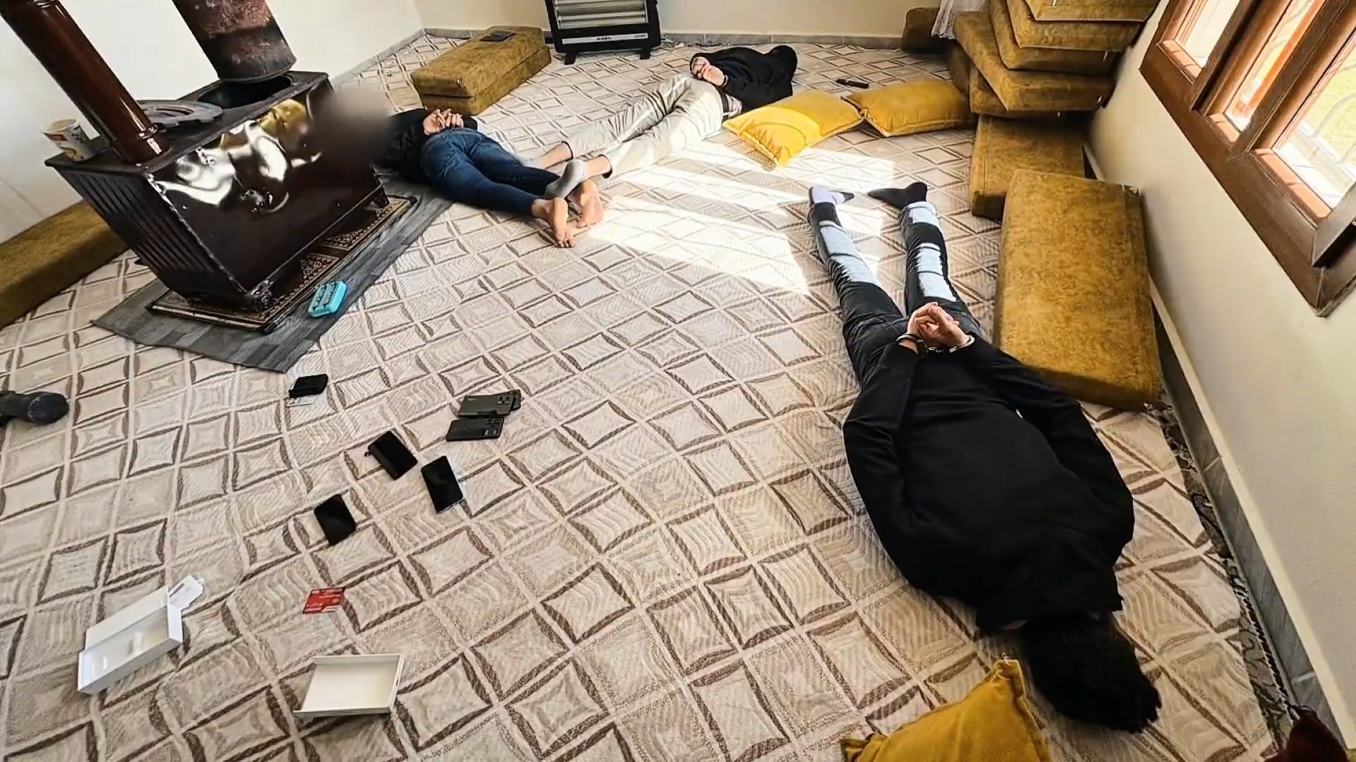 S A N L I U R F A D A 20 M I L Y O N L I R A L I K T E L E F O N D 1160183 344521