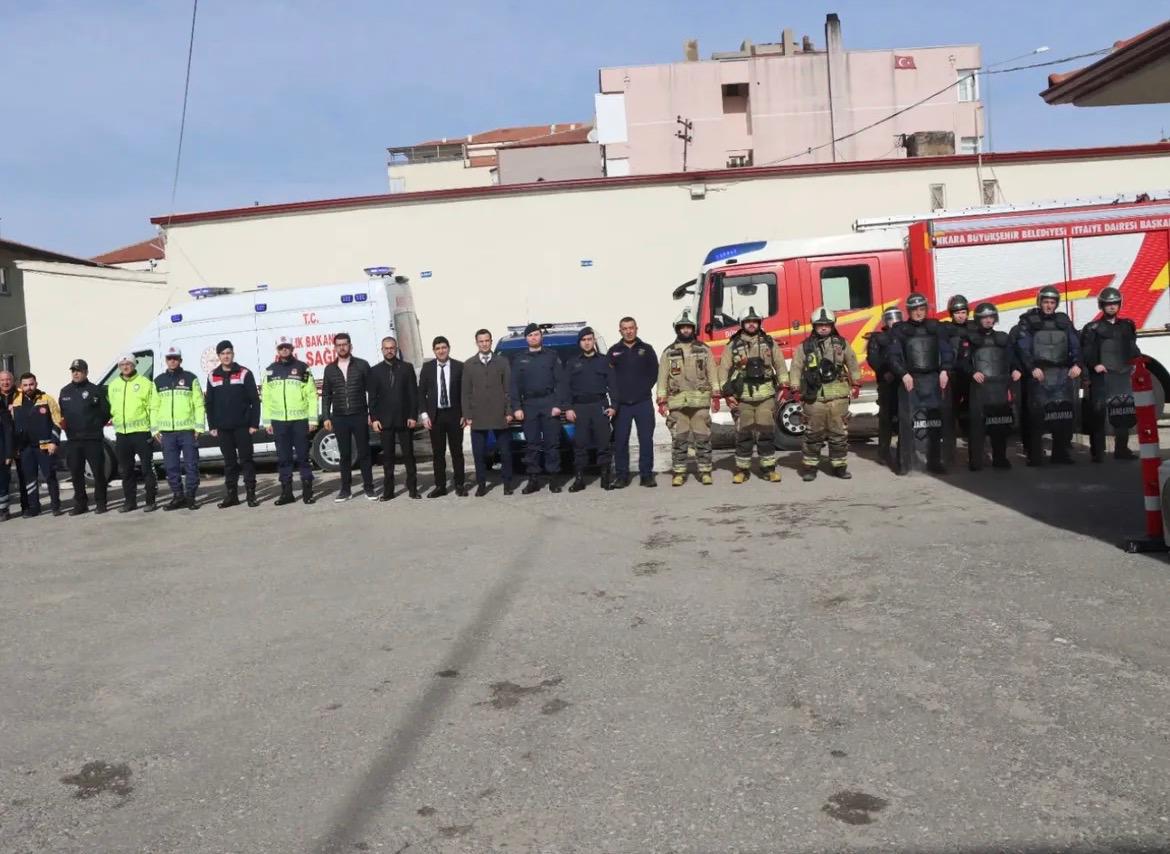 S E R E F L I K O C H I S A R C E Z A E V I N D E Y A N G I N T A T B I K 1171486 347982