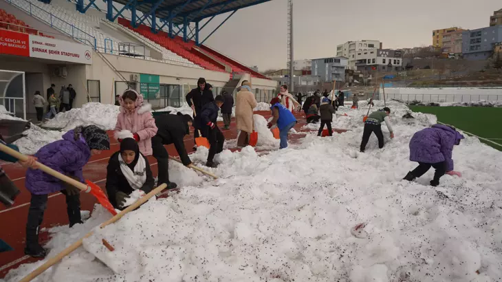 Şırnak’ta 'Aileler Arası Ödüllü Kardan Adam Şenliği'