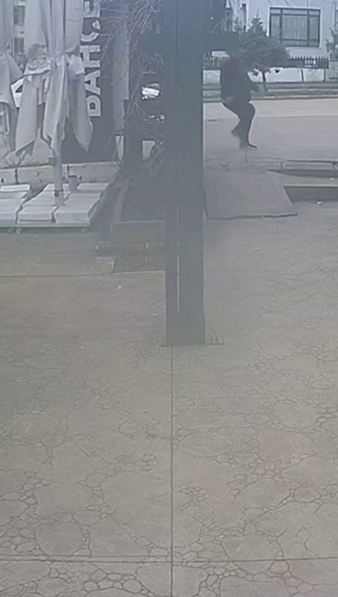 T A B A N C A Y L A A Y A G I N D A N V U R U L D U O A N L A R K A 1173204 348498