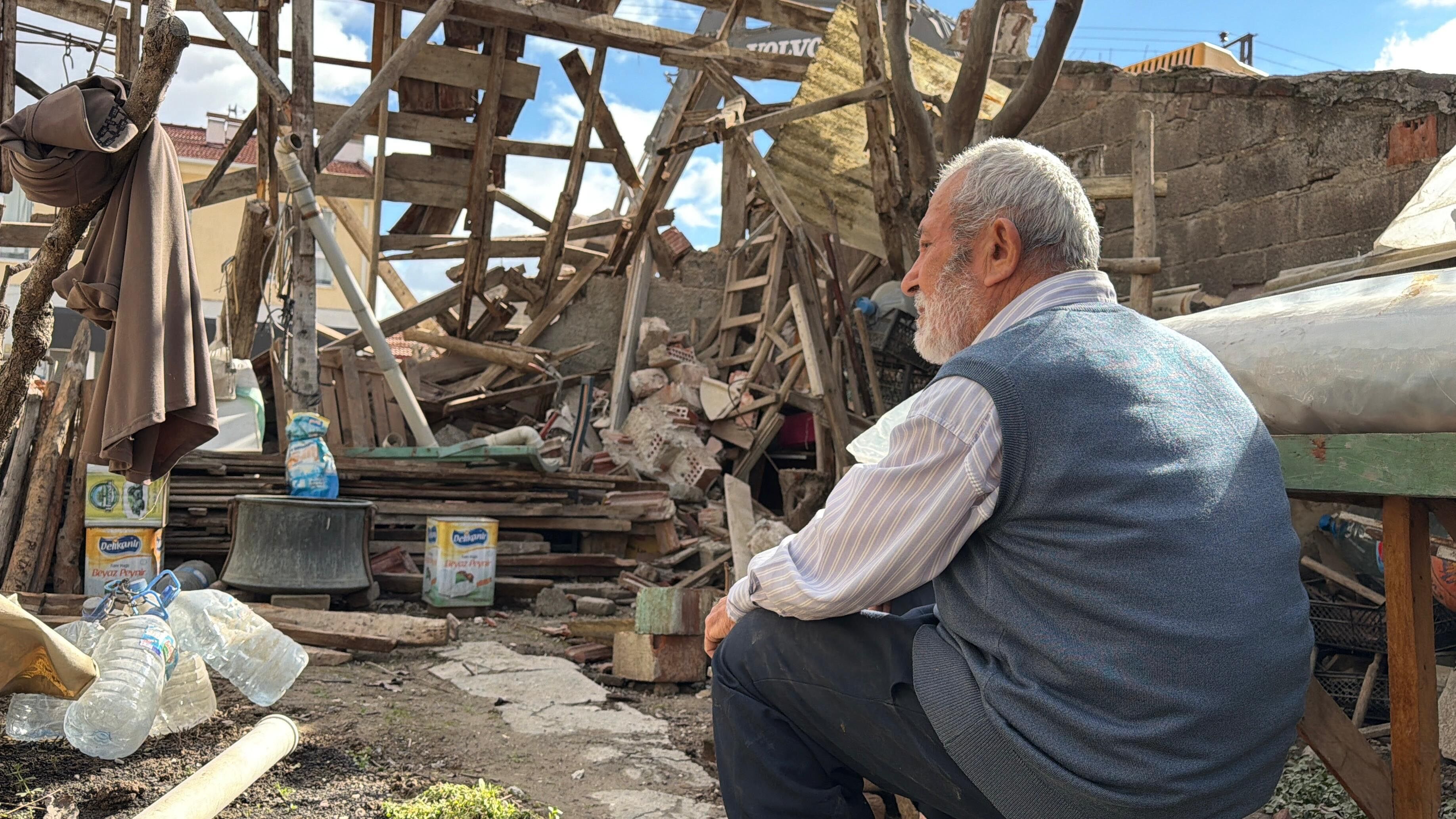 Y O L G E N I S L E T M E C A L I S M A S I S I R A S I N D A E V I N 1185782 352298