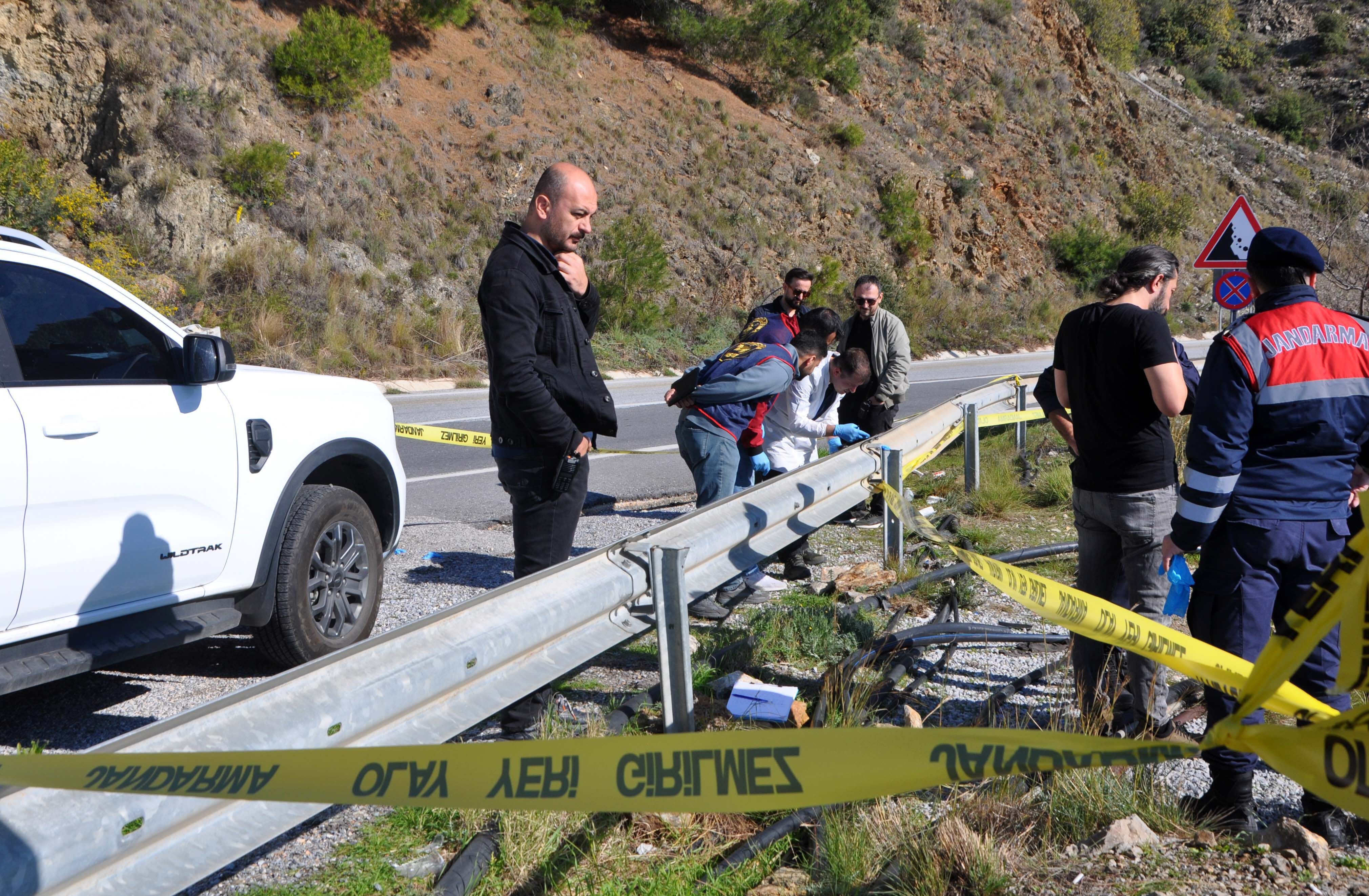 Y O L K E N A R I N D A C E S E D I B U L U N A N K A D I N I N E S I 1185844 352315