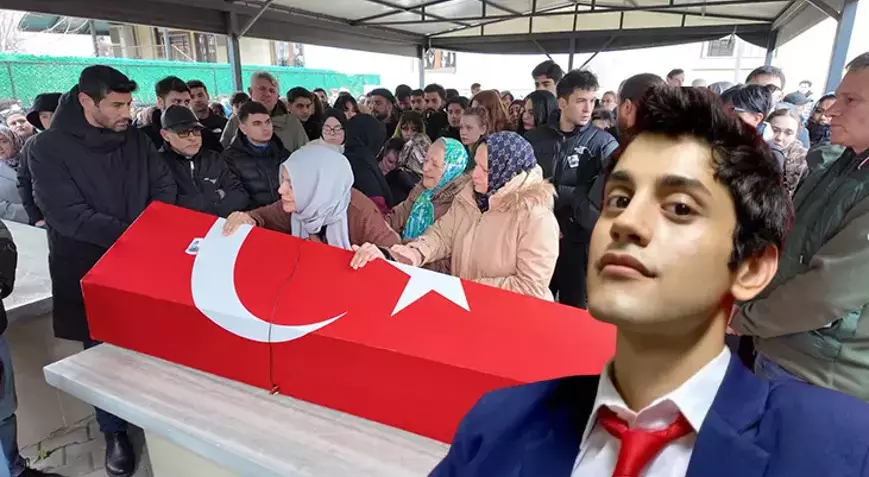 İstanbul’da Oyuncu İbrahim Yıldız Son Yolculuğuna Uğurlandı