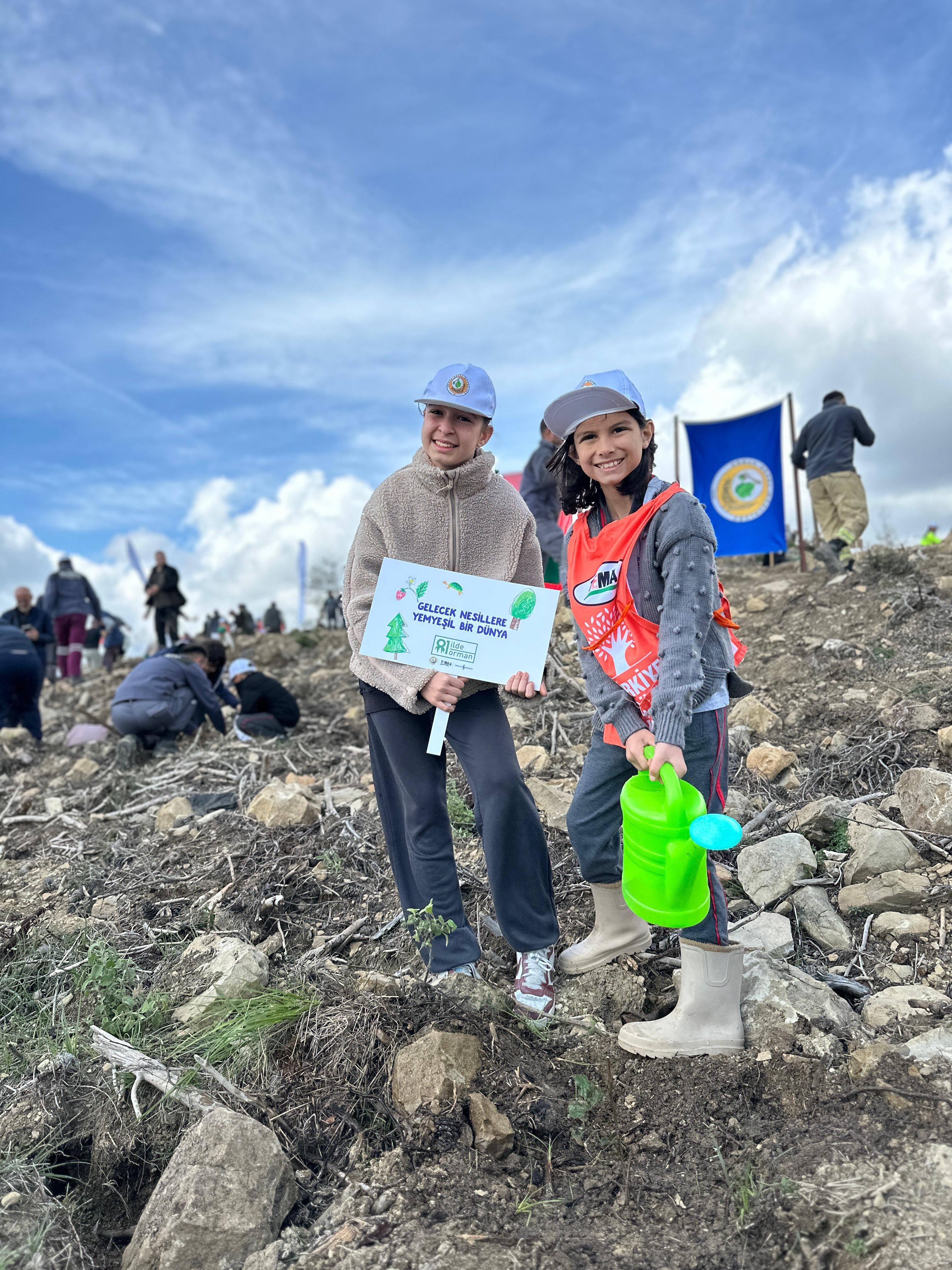 ‘81 I L D E 81 O R M A N’ P R O J E S I I L K B A H A R D I K I 1232296 366507