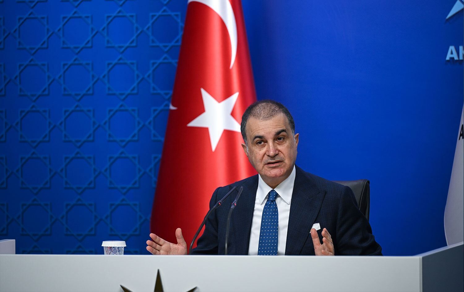 AK Parti Sözcüsü Çelik: İran Hukuksuz Bir Saldırıya Uğradı