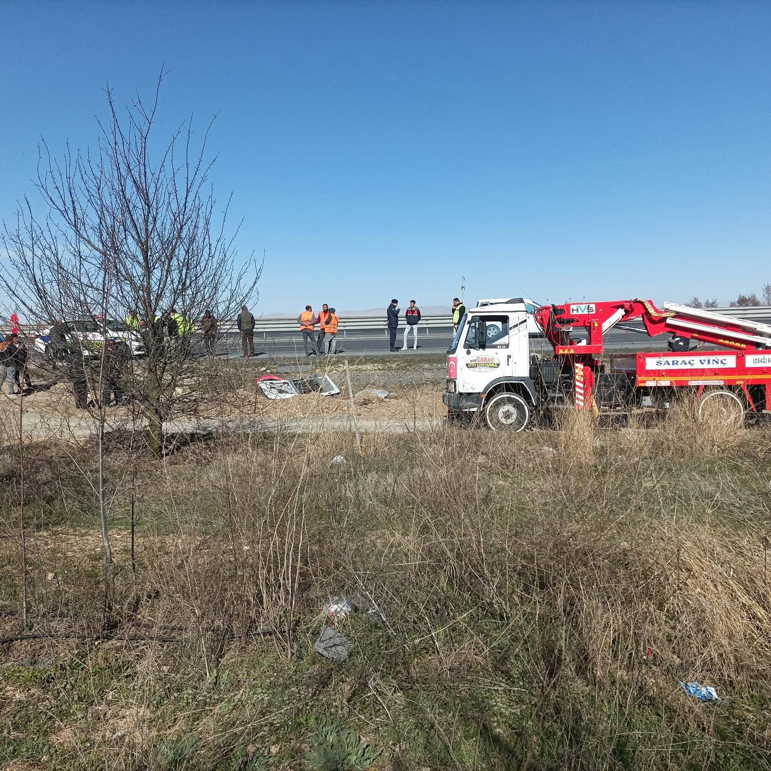 A F Y O N K A R A H I S A R’ D A Y O L C U I N D I R E N M I N I B U S E 1202713 357598