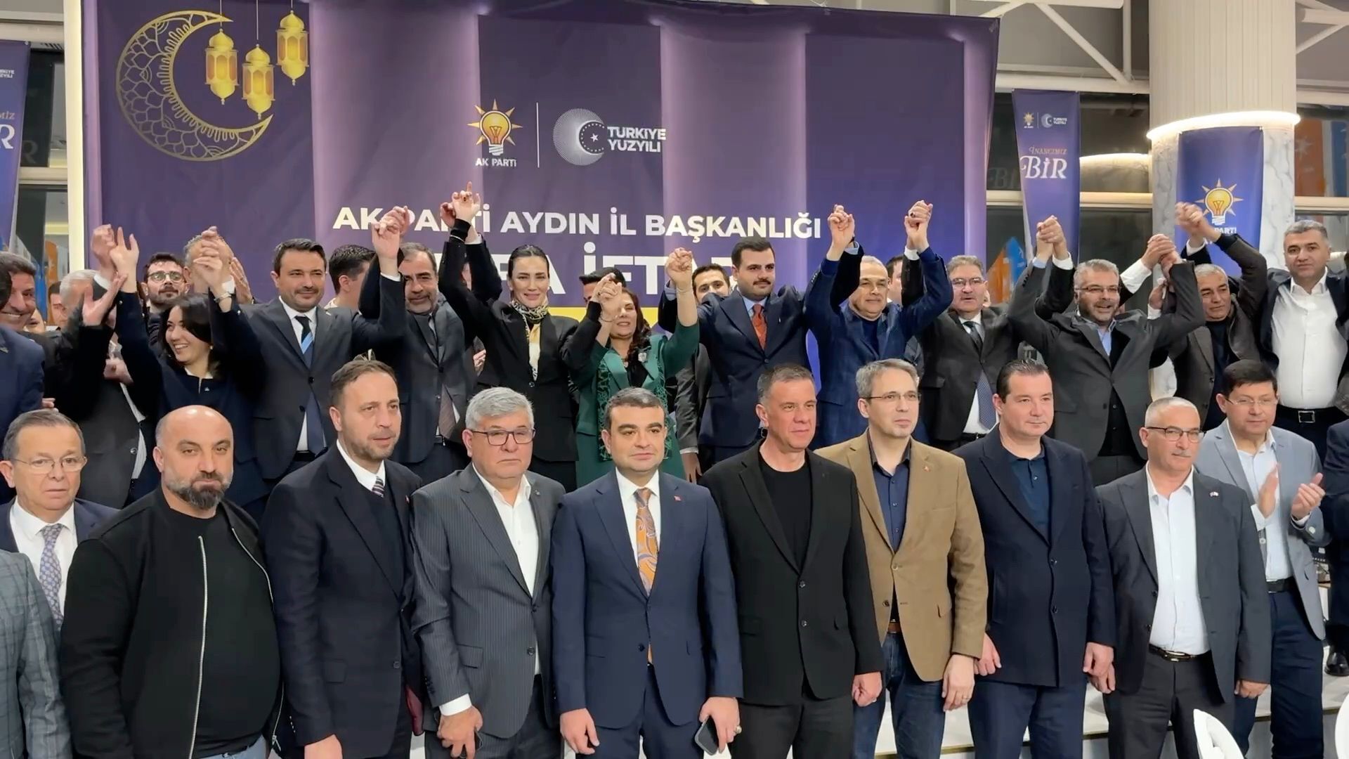 A K P A R T I G E N E L S E K R E T E R I I N A N K E M A L K I L 1213141 360748