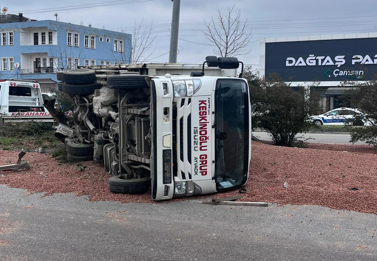 A M B U L A N S I L E K A M Y O N C A R P I S T I 1 O L U 3 Y 1217250 361967