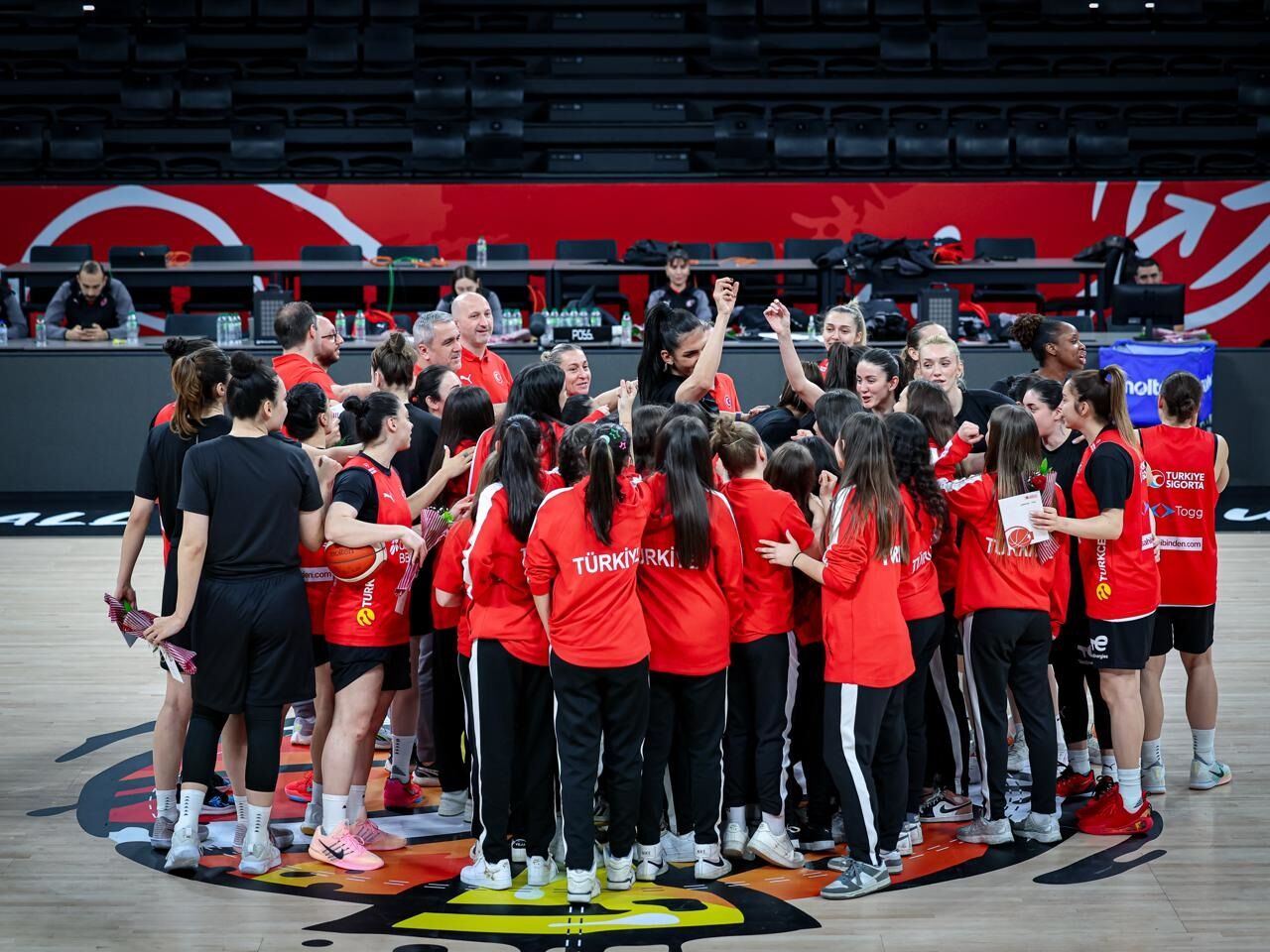 A M I L L I K A D I N B A S K E T B O L T A K I M I N A 8 M A R 1202849 357637