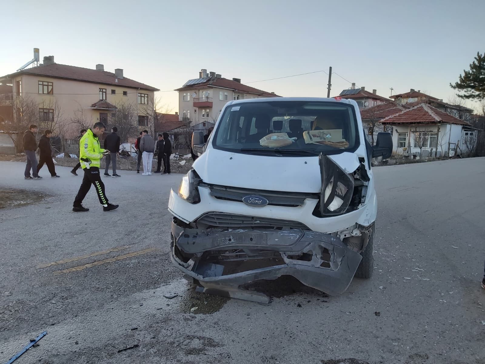 A N K A R A D A O T O M O B I L I L E M I N I B U S C A R P I S T I 1206231 358696