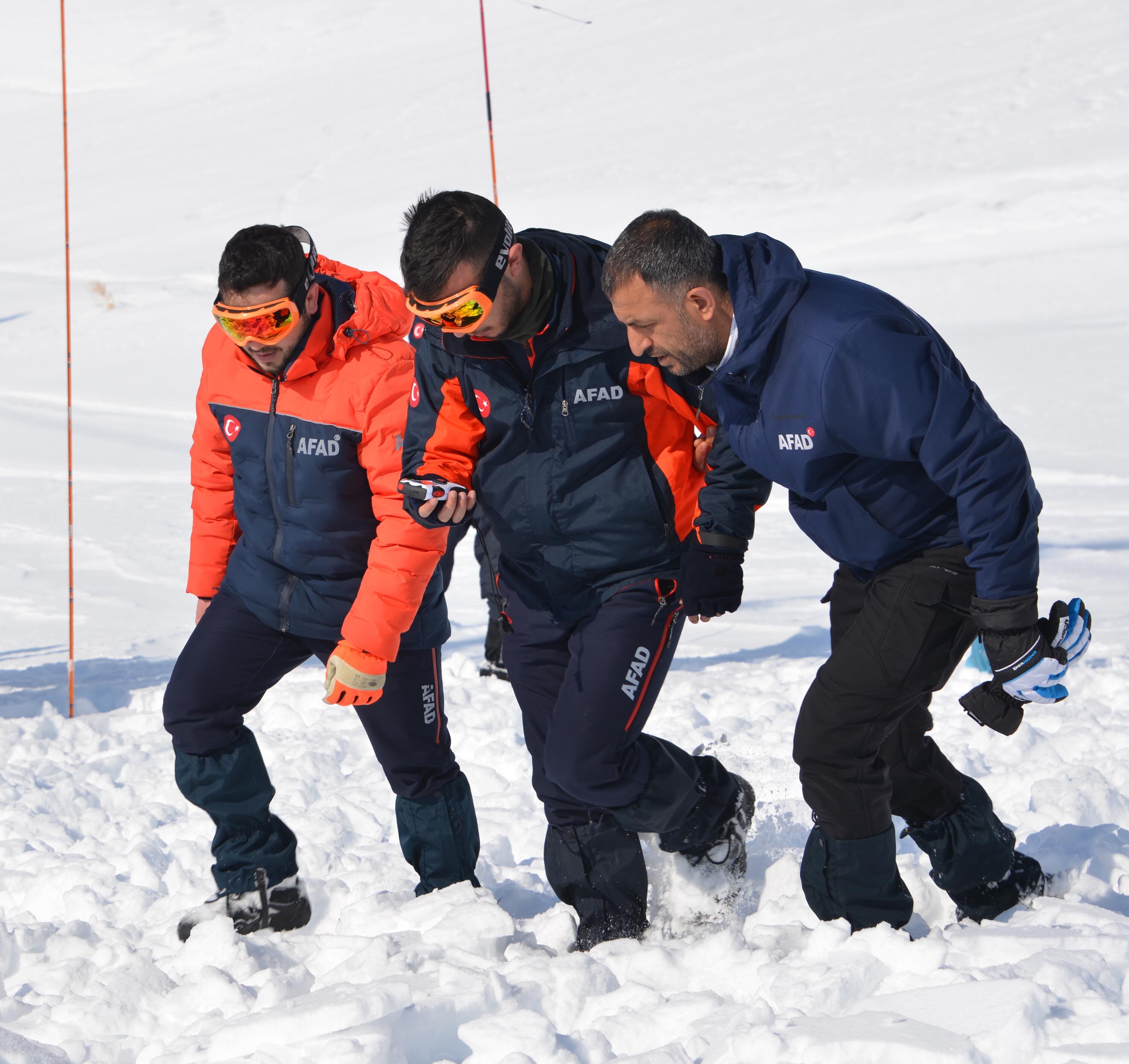 A R A M A K U R T A R M A T E K N I S Y E N L E R I N E L I F E B E E 1218018 362199