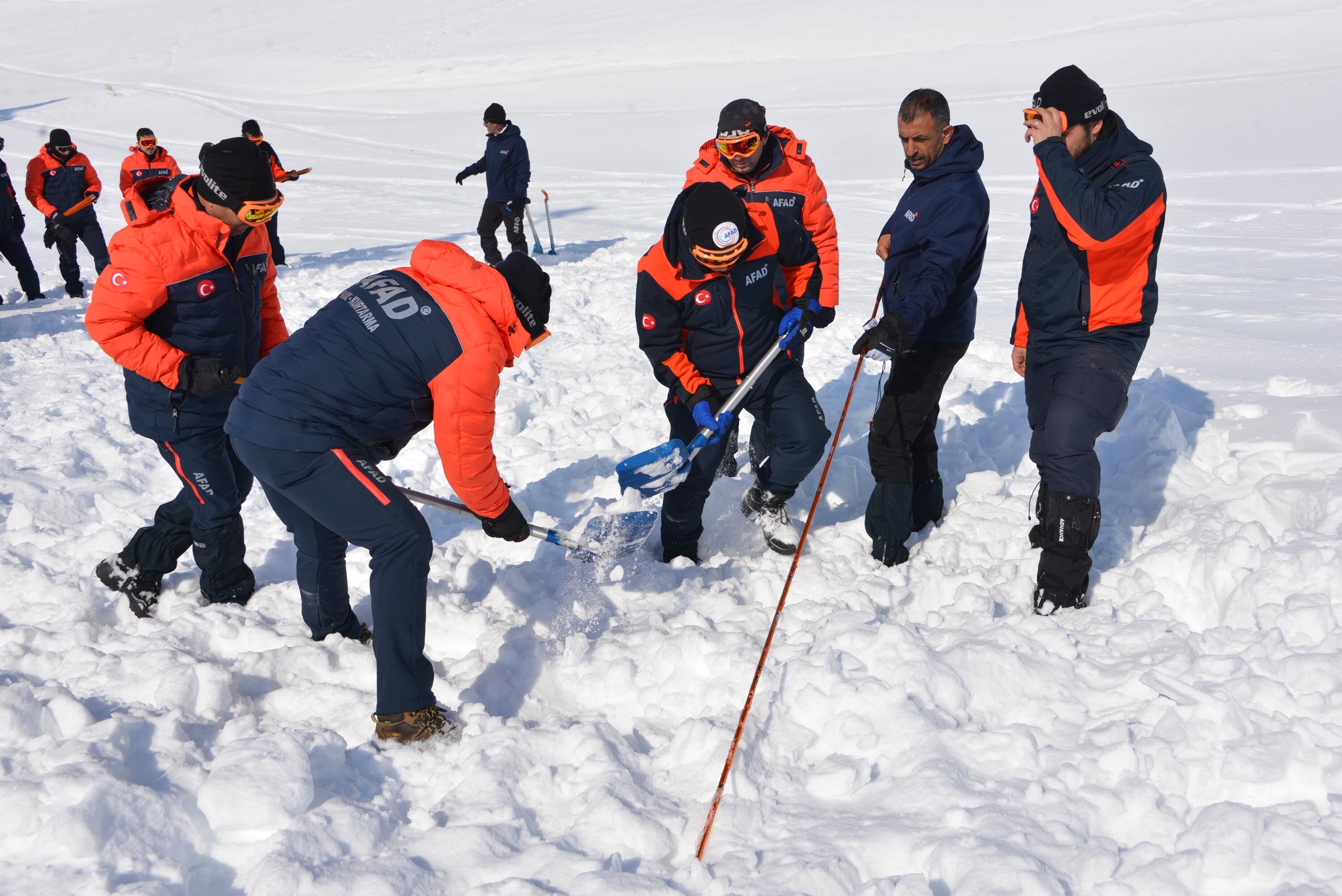 A R A M A K U R T A R M A T E K N I S Y E N L E R I N E L I F E B E E 1218022 362199