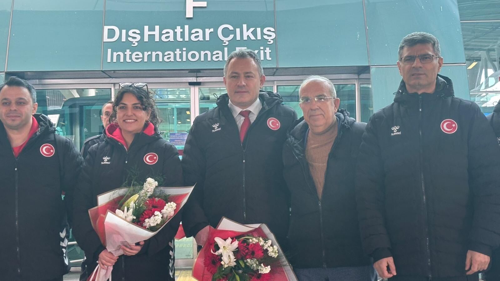 A V R U P A S A M P I Y O N A S I’ N D A 7 M A D A L Y A A L A N M I 1196889 355900