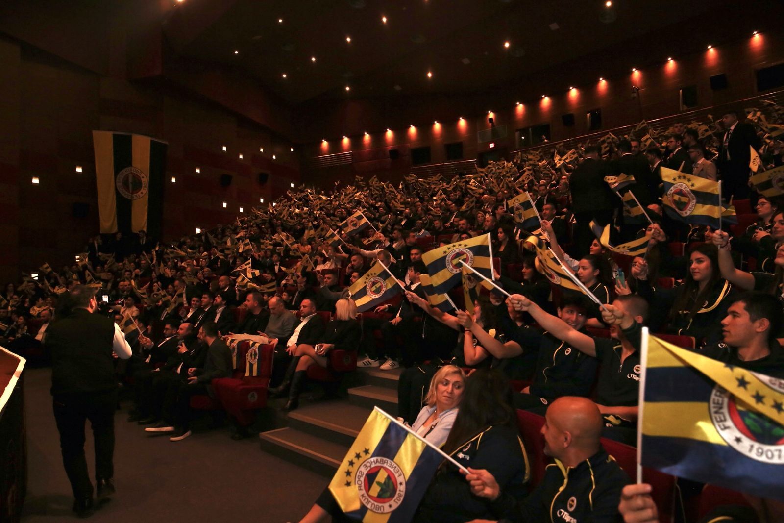 A Y D I N L I K G E L E C E K O D U L L E R I S A H I P L E R I N I B U 1202093 357445