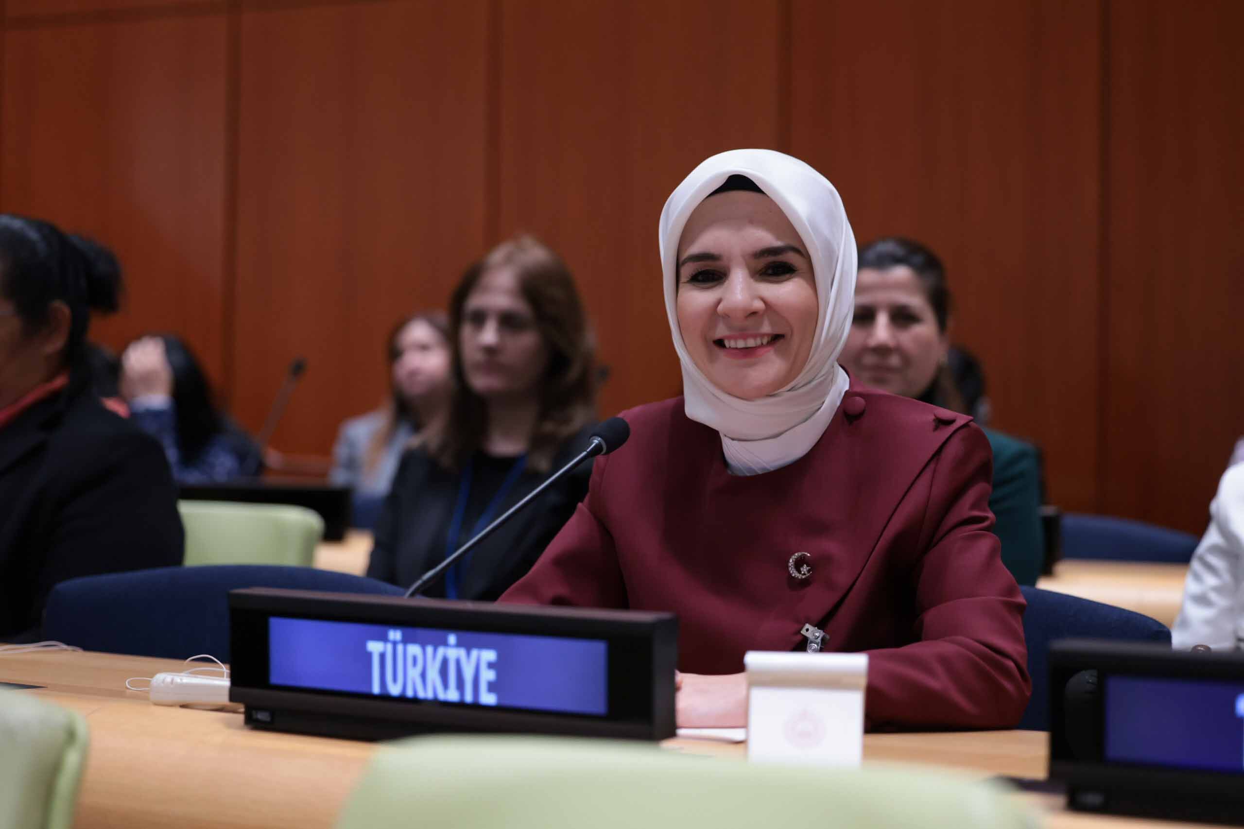 B A K A N G O K T A S K A D I N L A R I N G U C L E N M E S I A Y N 1205034 358324