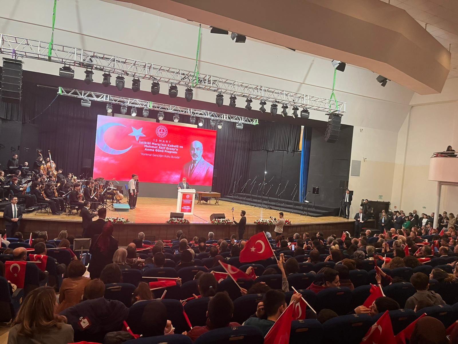 B A K A N T E K I N 12 M A R T T A R I H I N S I N E S I N E N 1209287 359611