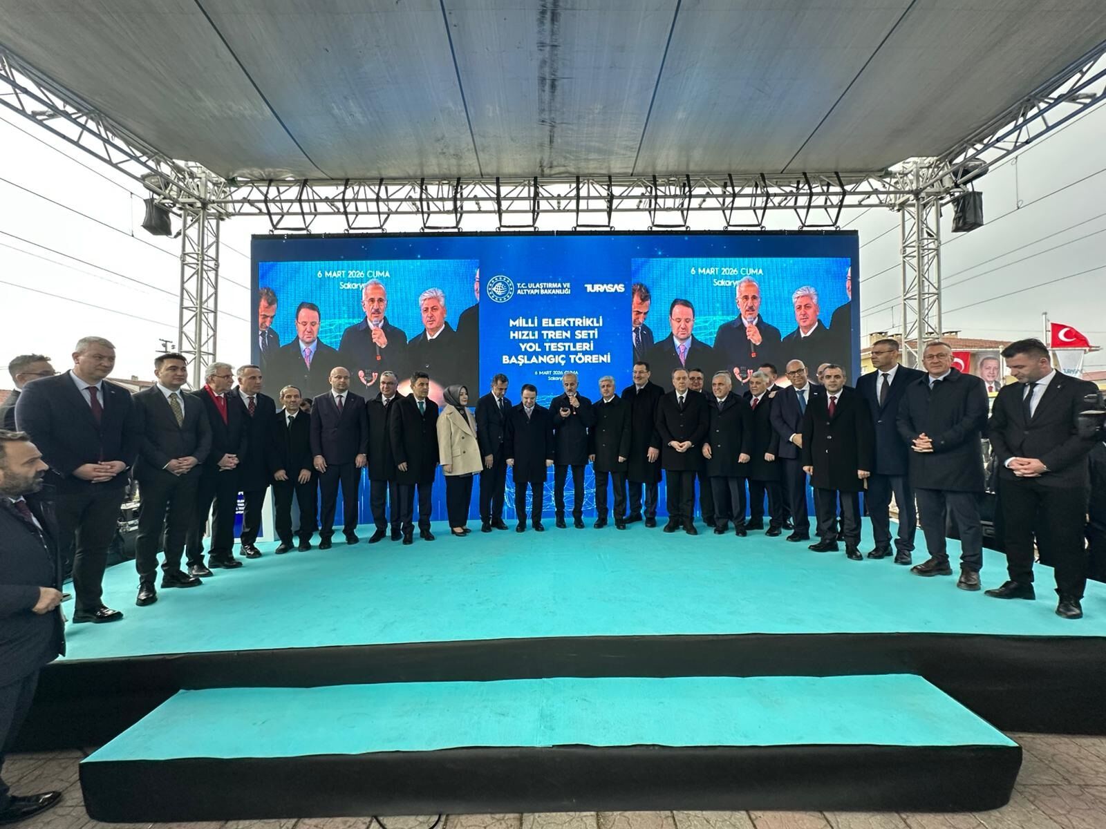 B A K A N U R A L O G L U D E M I R Y O L U A G I M I Z I 2053 Y 1199443 356722