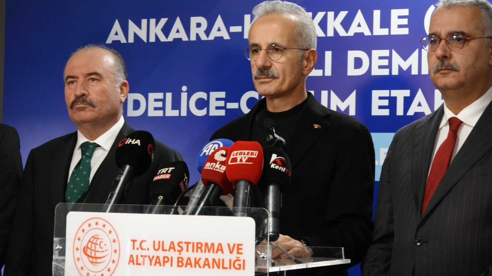 Süper Hızlı Trenle Ankara-İstanbul Arası 80 Dakika Olacak