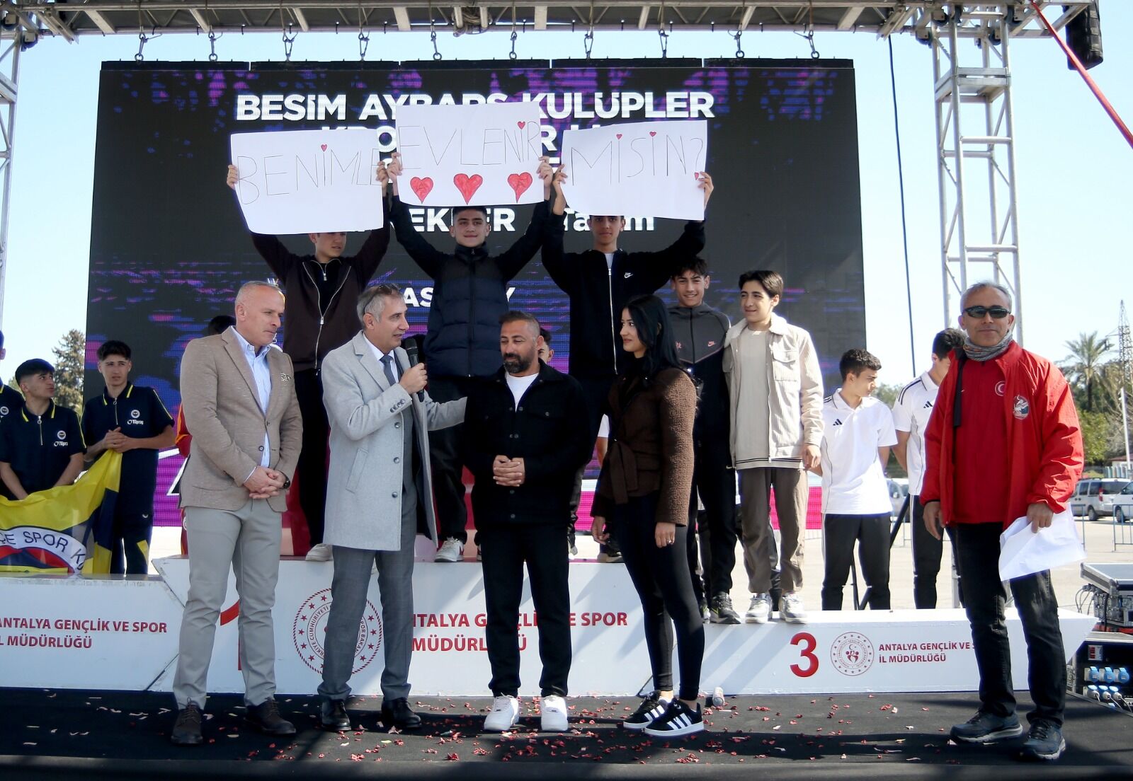 B E S I M A Y B A R S K U L U P L E R K R O S S U P E R L I G I F I 1192021 354276