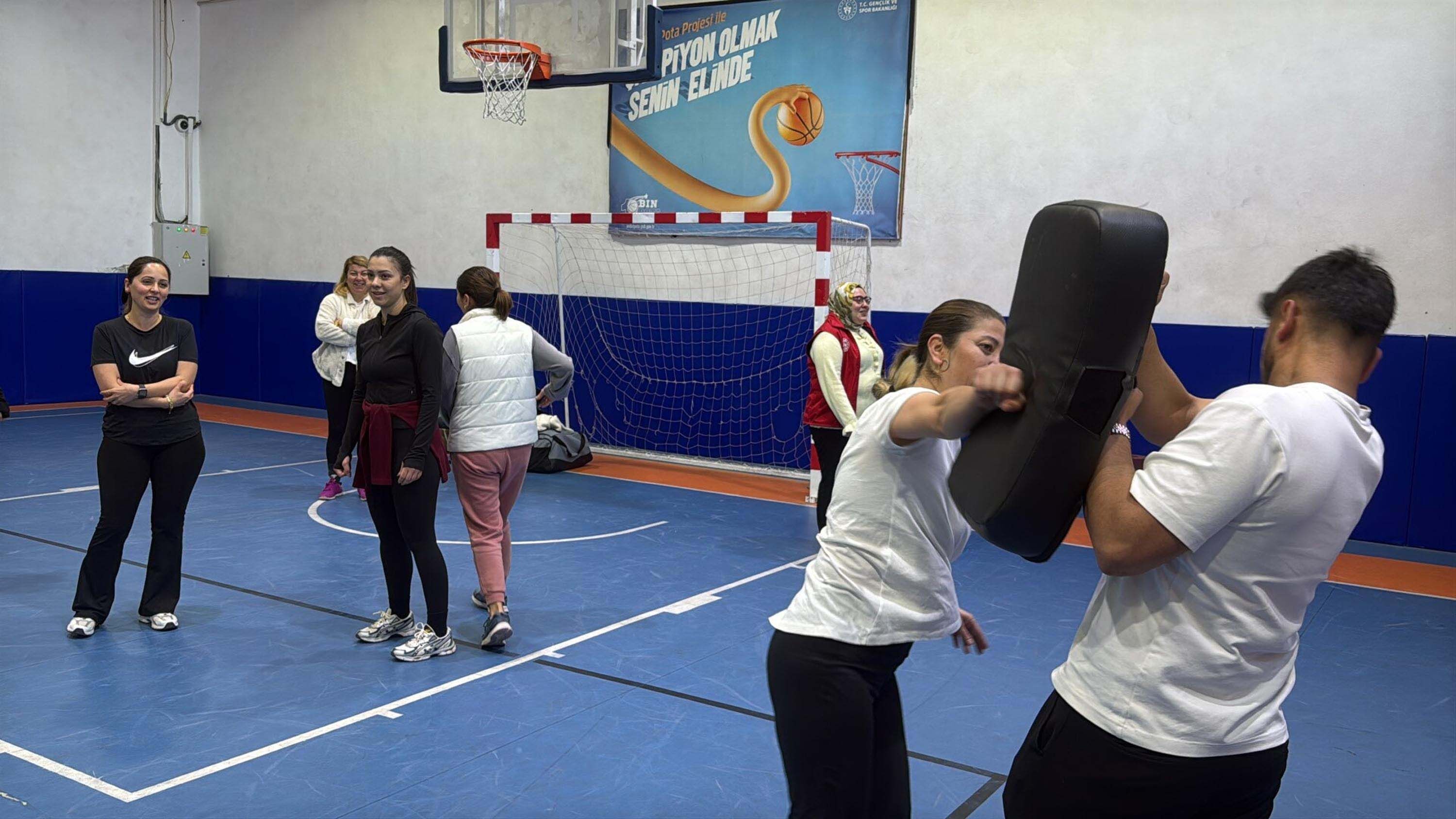 B O D R U M D A P I L A T E S I C I N G E L E N K A D I N L A R A S 1203619 357882