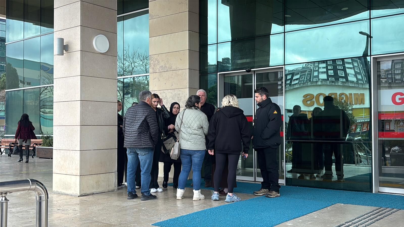 B O S A N M A A S A M A S I N D A K I E S I T A R A F I N D A N K A T 1211405 360238