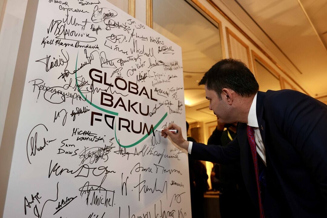 Bakan Kurum Cop31’I Bir Konferans Degil 1210803 360069 (1)