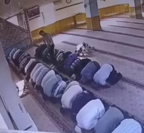 C A M I D E K O M S U S U N U B I C A K L A Y I P O L D U R E N S A N I 1230481 366005