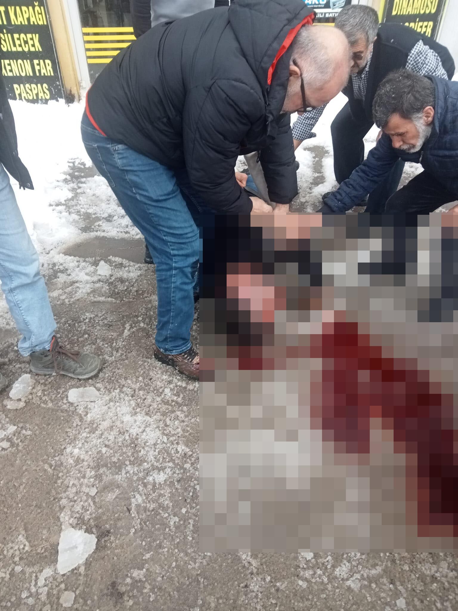 C A T I D A N U Z E R I N E K A R V E B U Z K U T L E S I D U S E N 1215459 361420