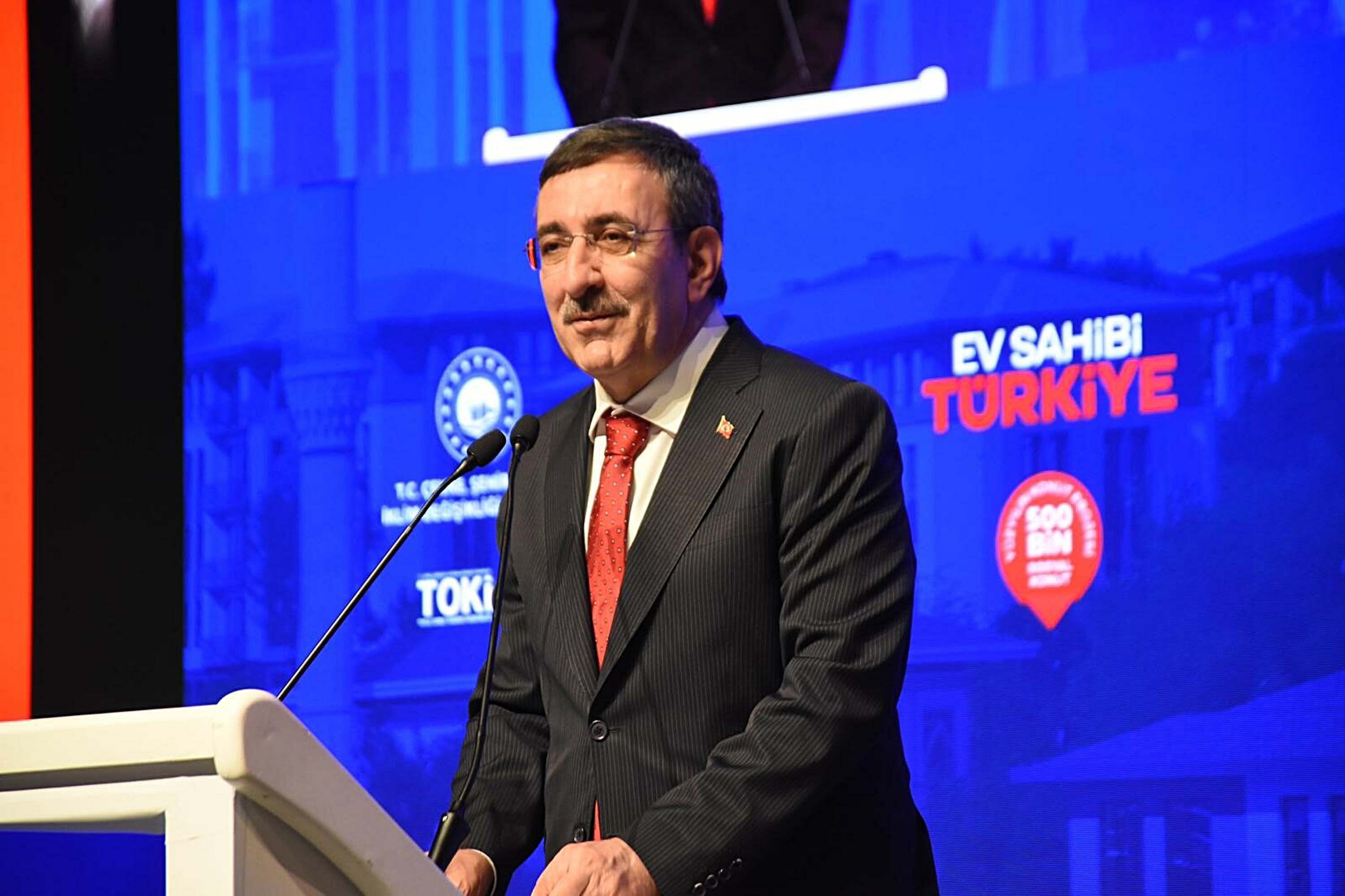 Cevdet Yılmaz'dan Sosyal Konut Vurgusu: Herkese Fayda Üretiyor