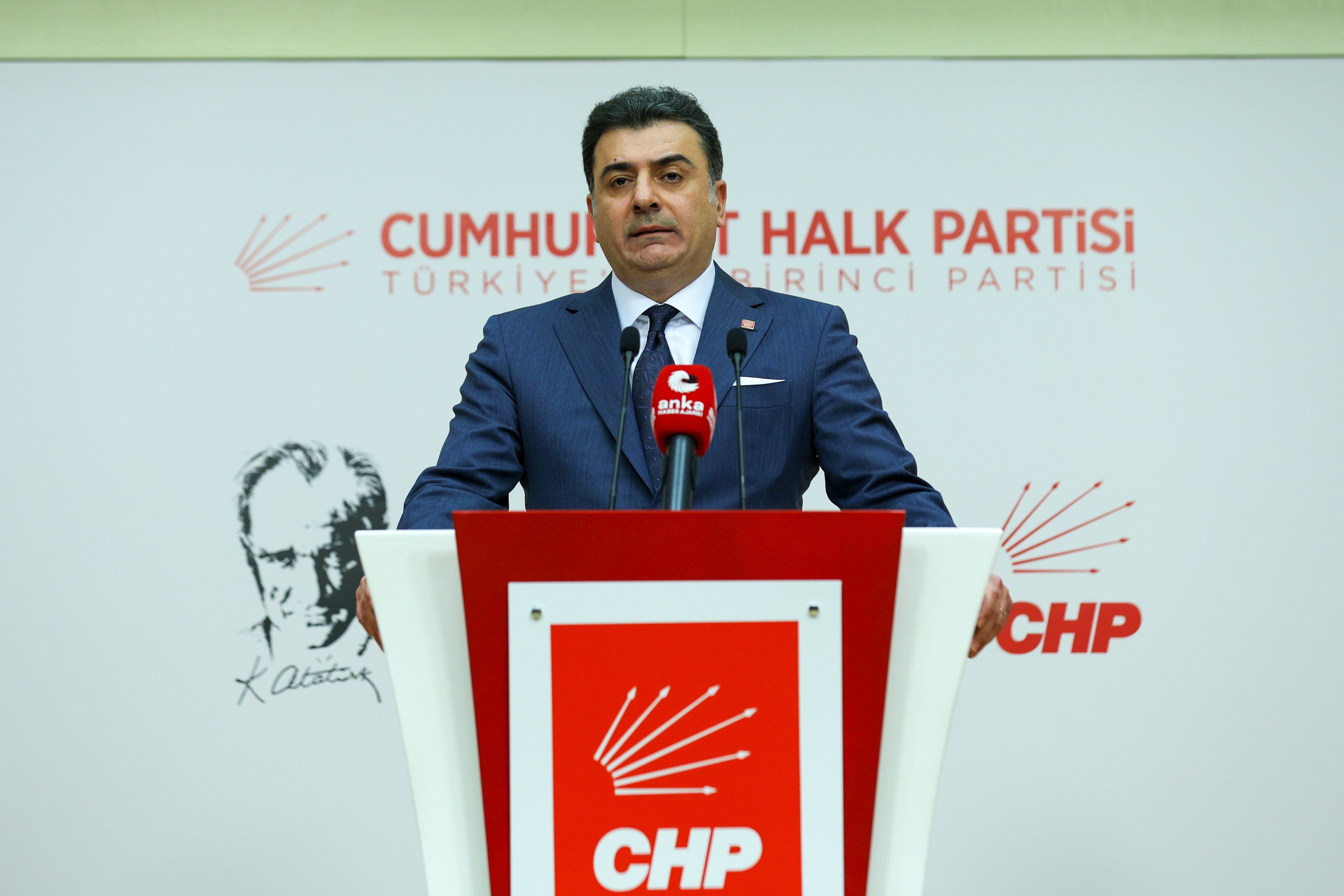CHP’li Emre: Özkan Yalım’ın Üyeliği Askıya Alınmıştır