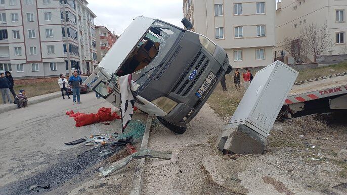 C O R U M D A T A R I M I S C I L E R I N I T A S I Y A M I N I B U S 1214225 361072