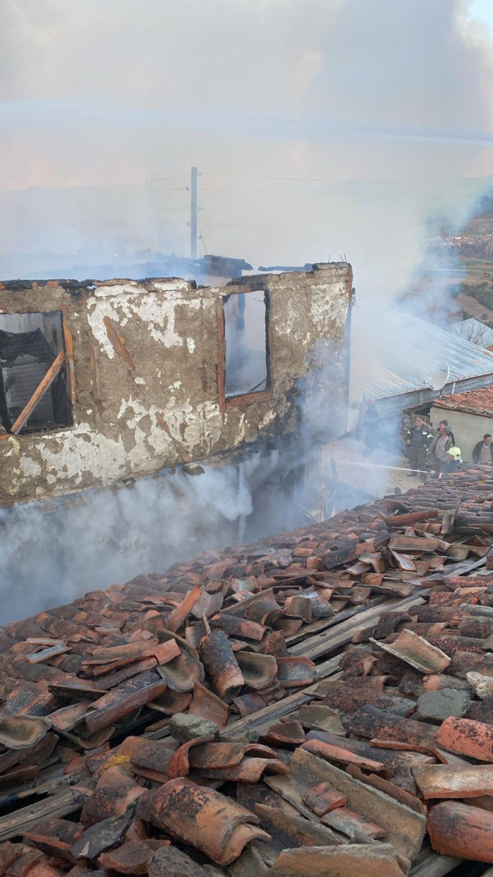 C O R U M’ D A Y A N G I N 2 E V V E 1 T R A K T O R K U L L A 1212090 360440