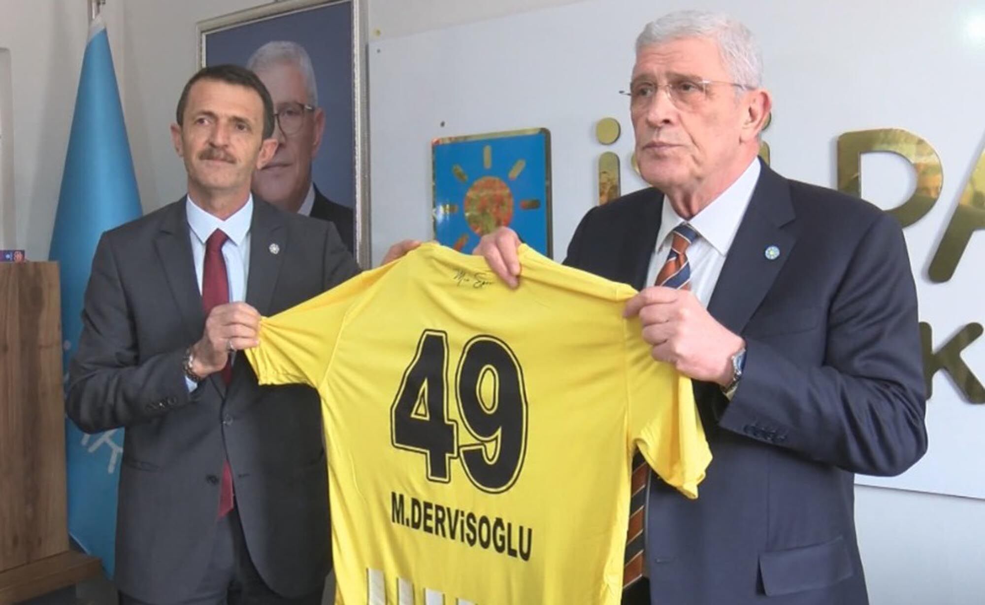 Müsavat Dervişoğlu'ndan Karaman’da Arapça İstiklal Marşı Okunmasına Tepki