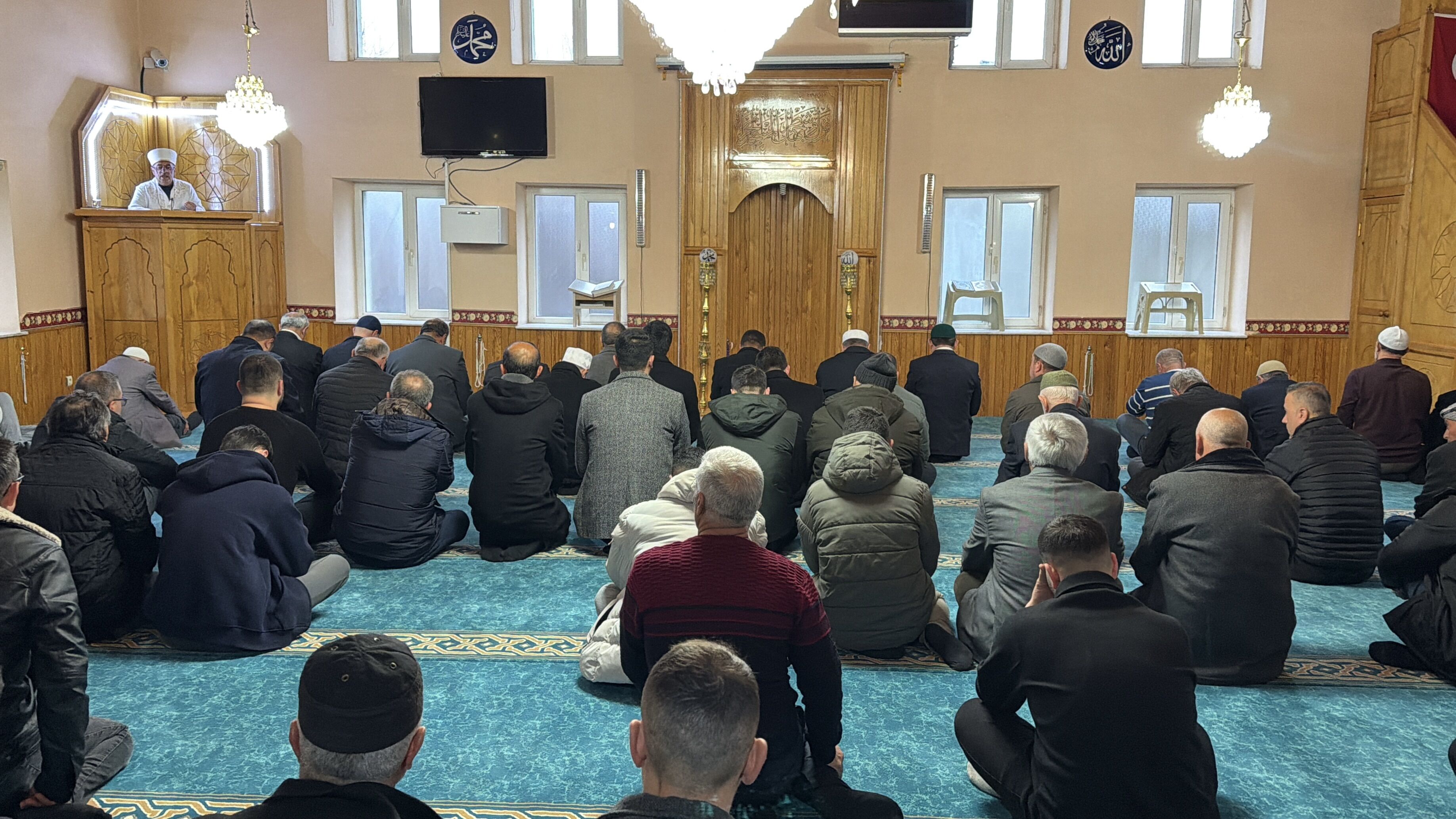 D E S T I C I U L U S L A R A R A S I H U K U K U N Y E R L E R D E S 1221730 363278