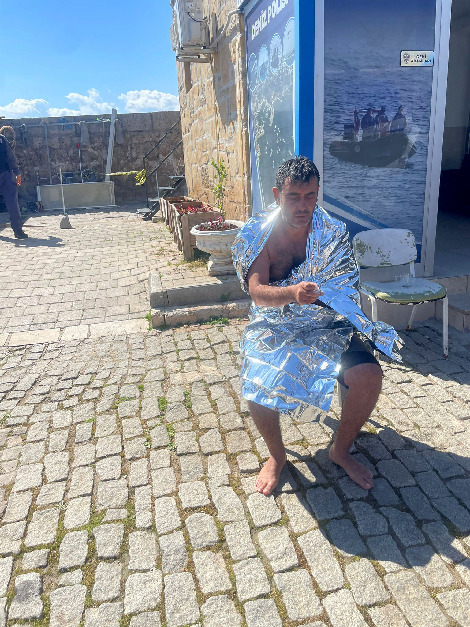 D E V R I L E N S U P B O A R D A T U T U N A R A K 3 S A A T B E K 1230333 365947