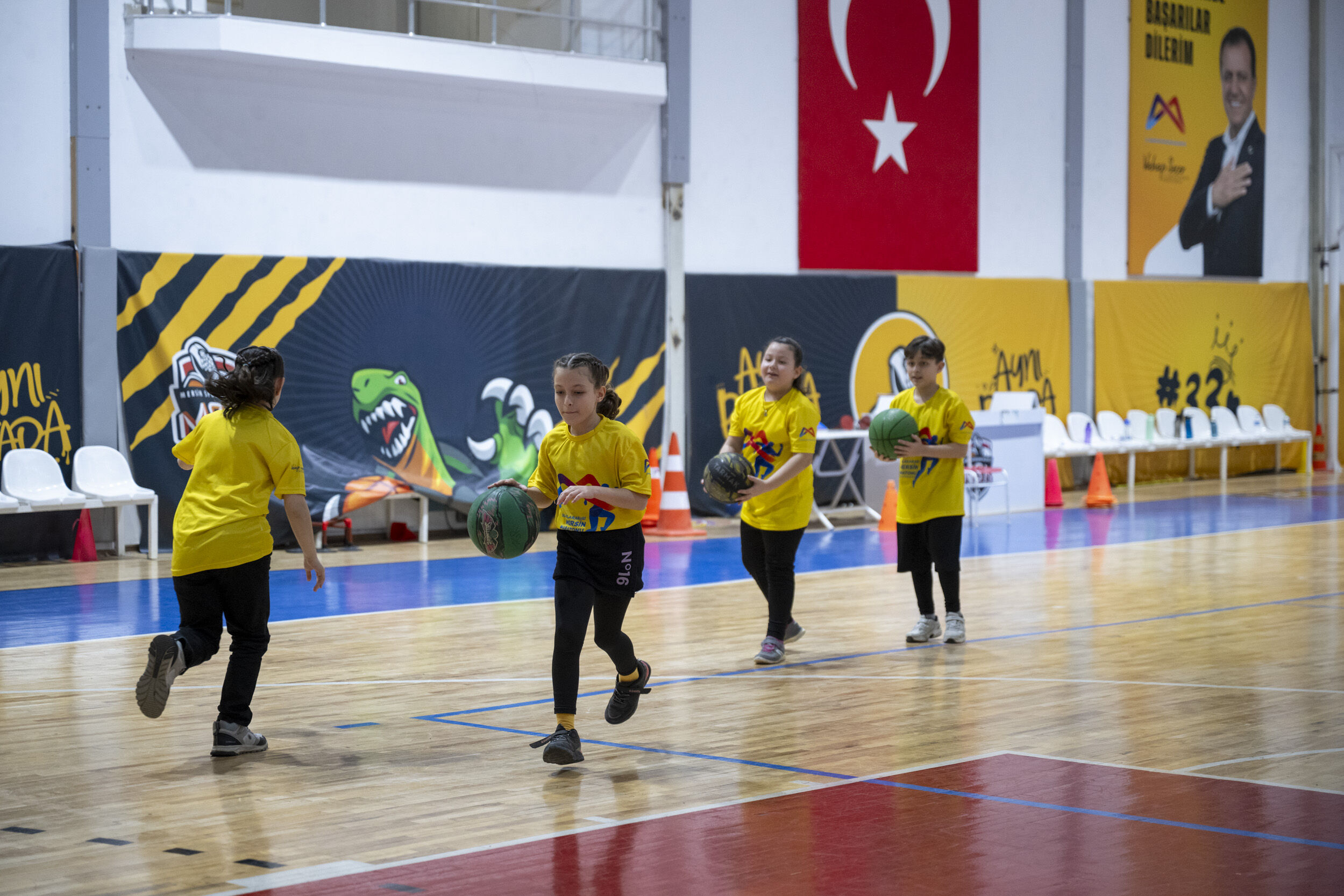 D O R D U Z L E R B A S K E T B O L K U R S U N D A A Y N I P A R K E Y 1191826 354202