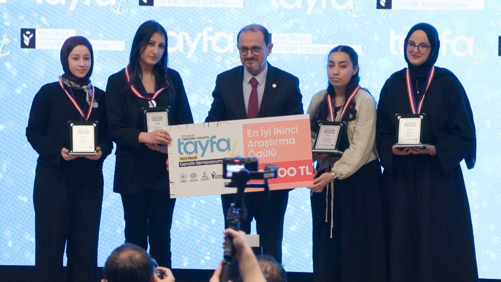 E S E N L E R’ D E T A Y F A Y E N I N E S I L G E N C L I K S E M 1230005 365859