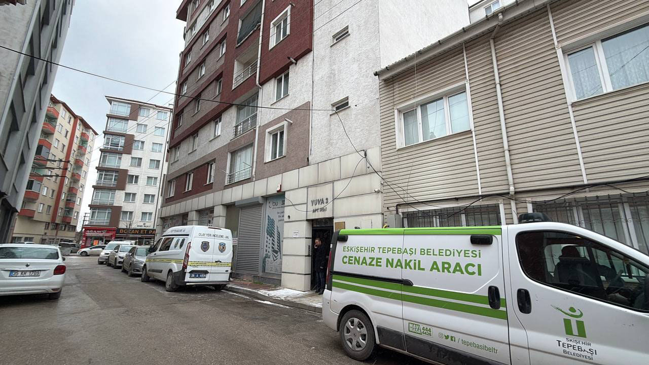 E S I N I B O G A R A K O L D U R E N V E 7’ N C I K A T T A N A T 1197870 356211