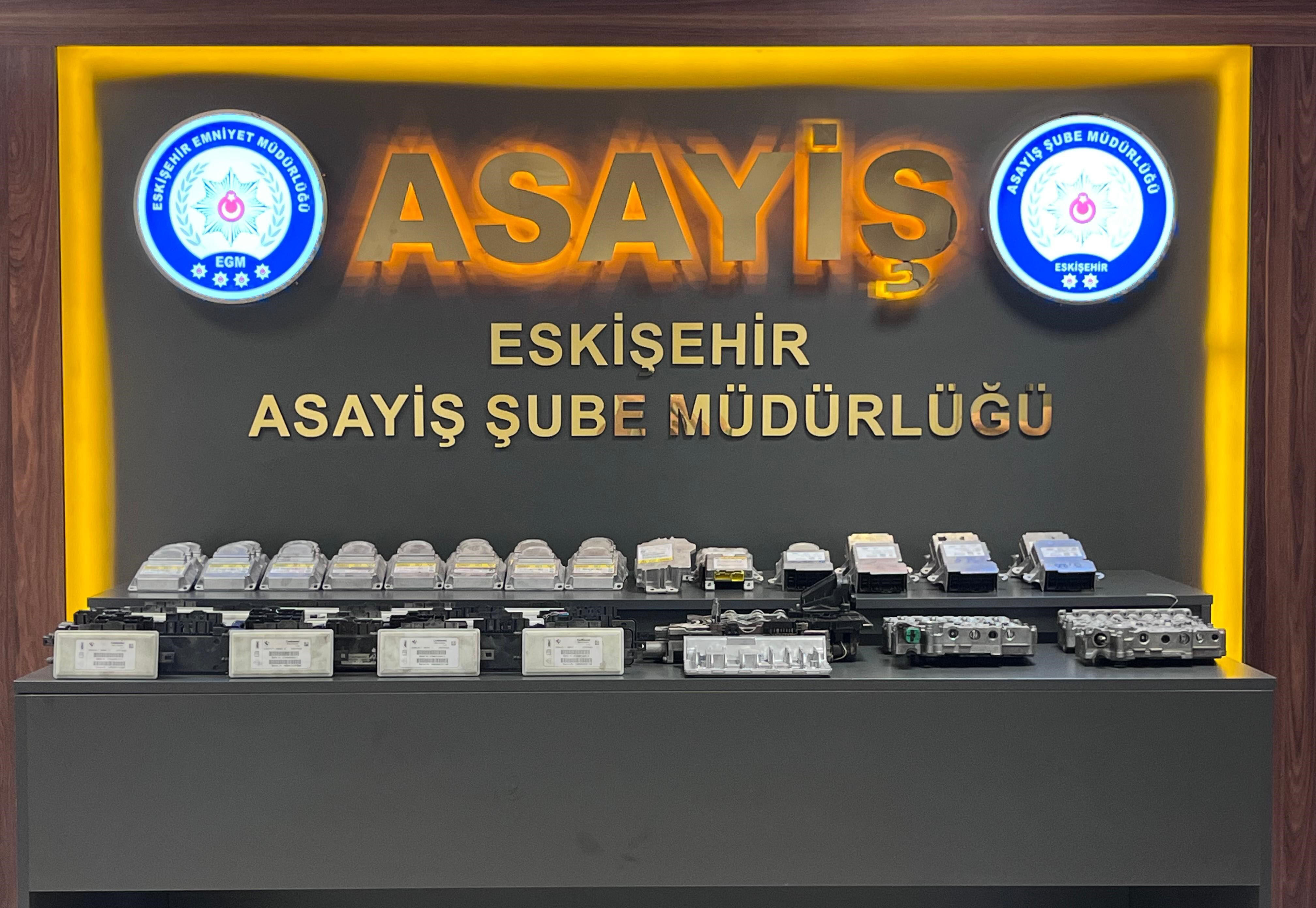 E S K I S E H I R D E O T O H I R S I Z L I G I O P E R A S Y O N U 1199109 356614